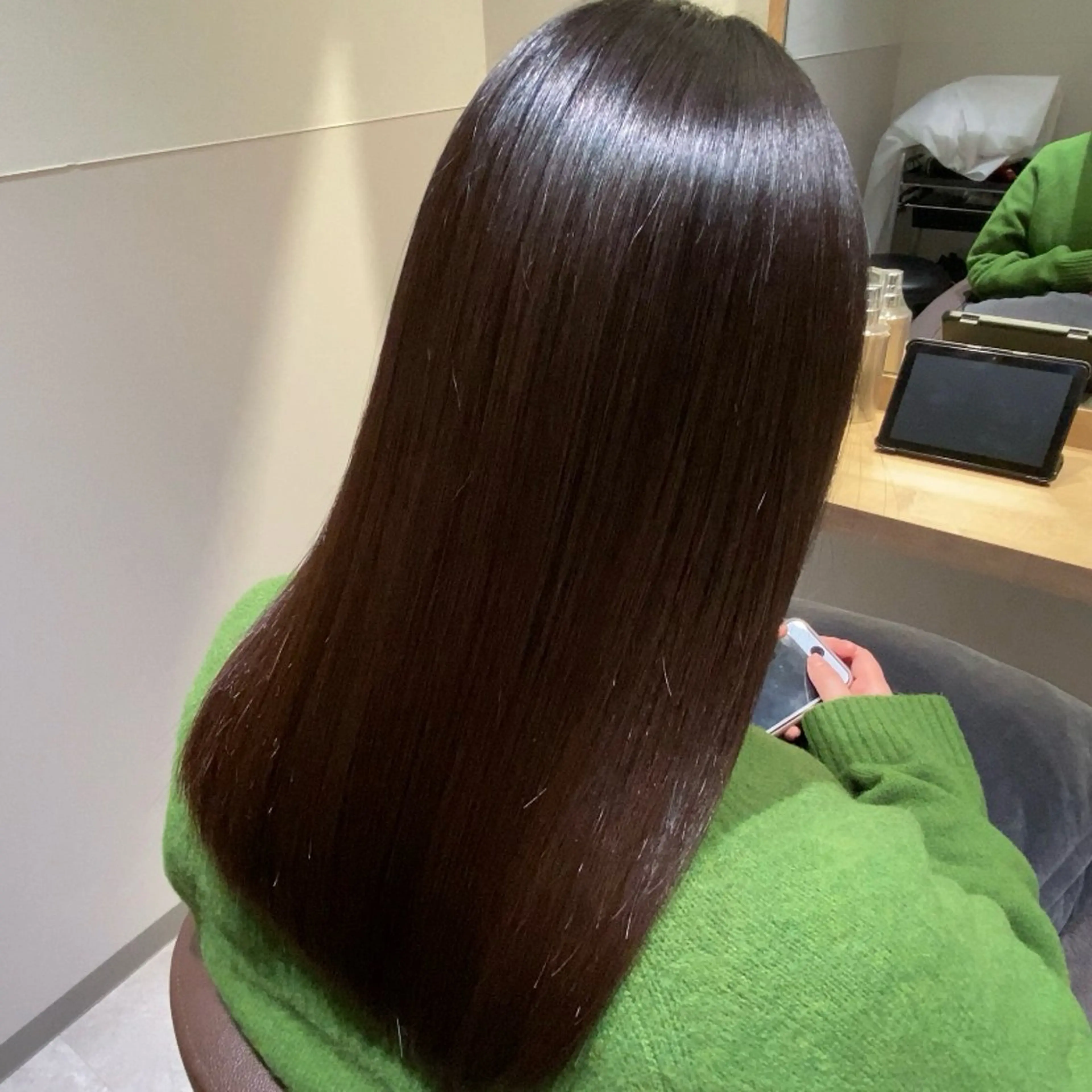 セミロング SALOWIN調布店所属・ツヤ髪師 kichiのヘアスタイル