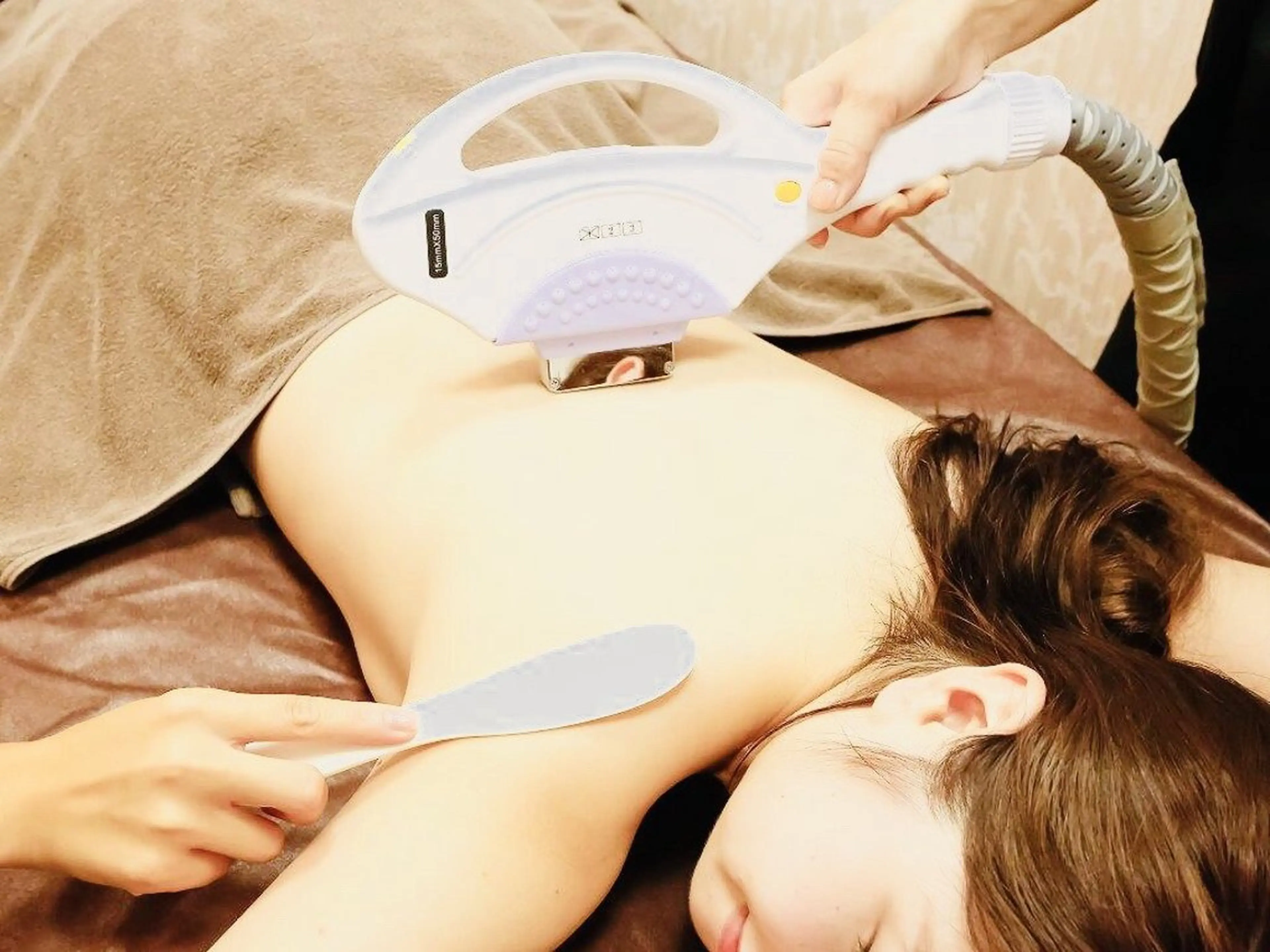 SHR脱毛で産毛までツルツルに♡全身脱毛+VIO+顔のフルコース✨の写真