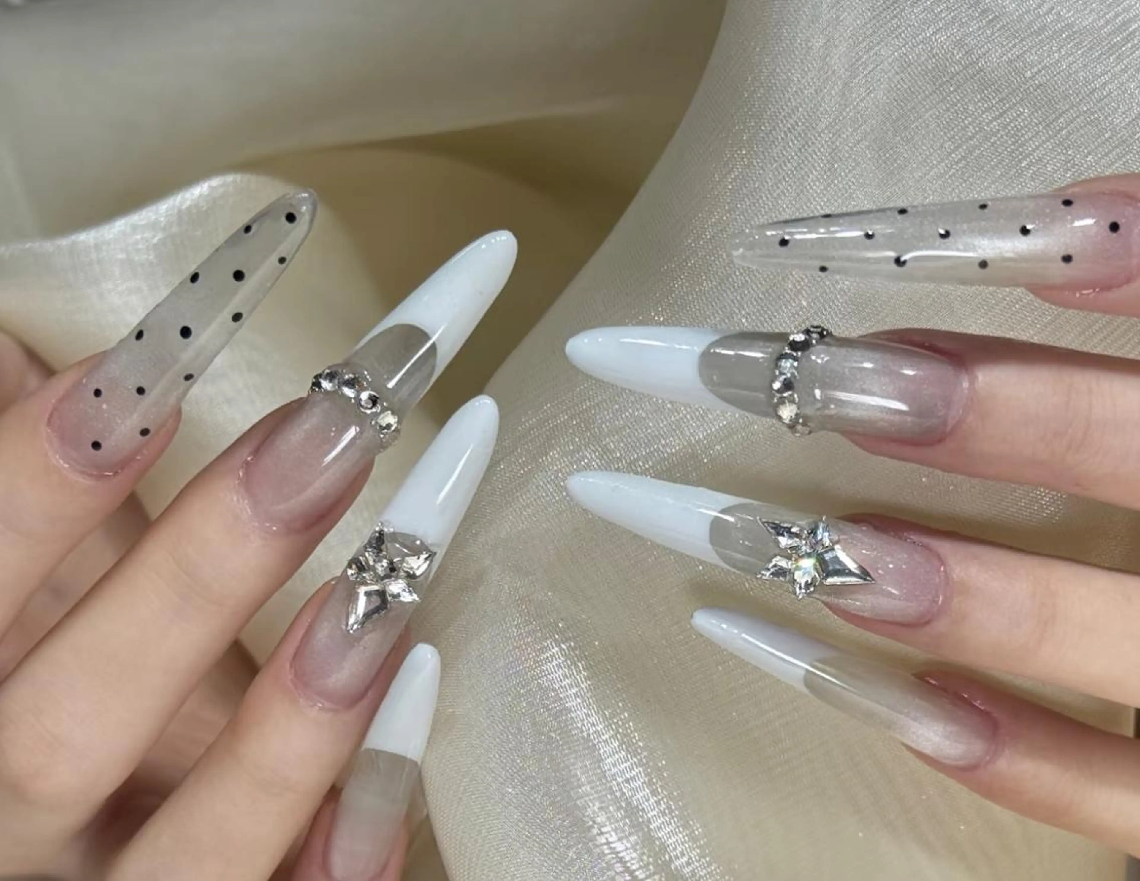 ネイル ハンドネイル ハンドケア 🍑 momo_nailのネイルデザイン