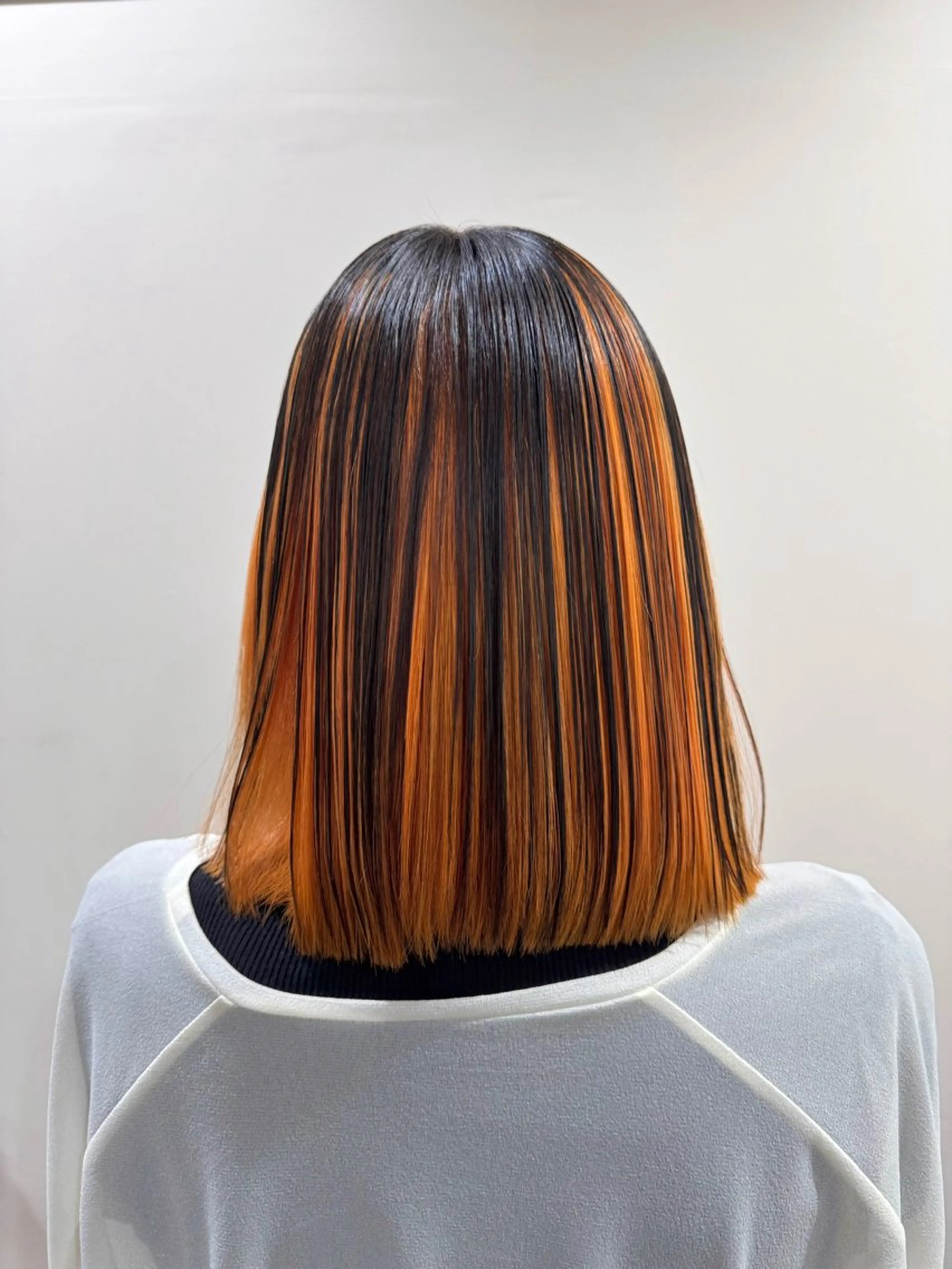 ミディアム カラー アディクシーカラー ブリーチ 透明感カラー デザインカラー ダブルカラー ヘアカラー トリートメント ヘッドスパ ブリーチカラー🦖 岡部木乃夏のヘアスタイル