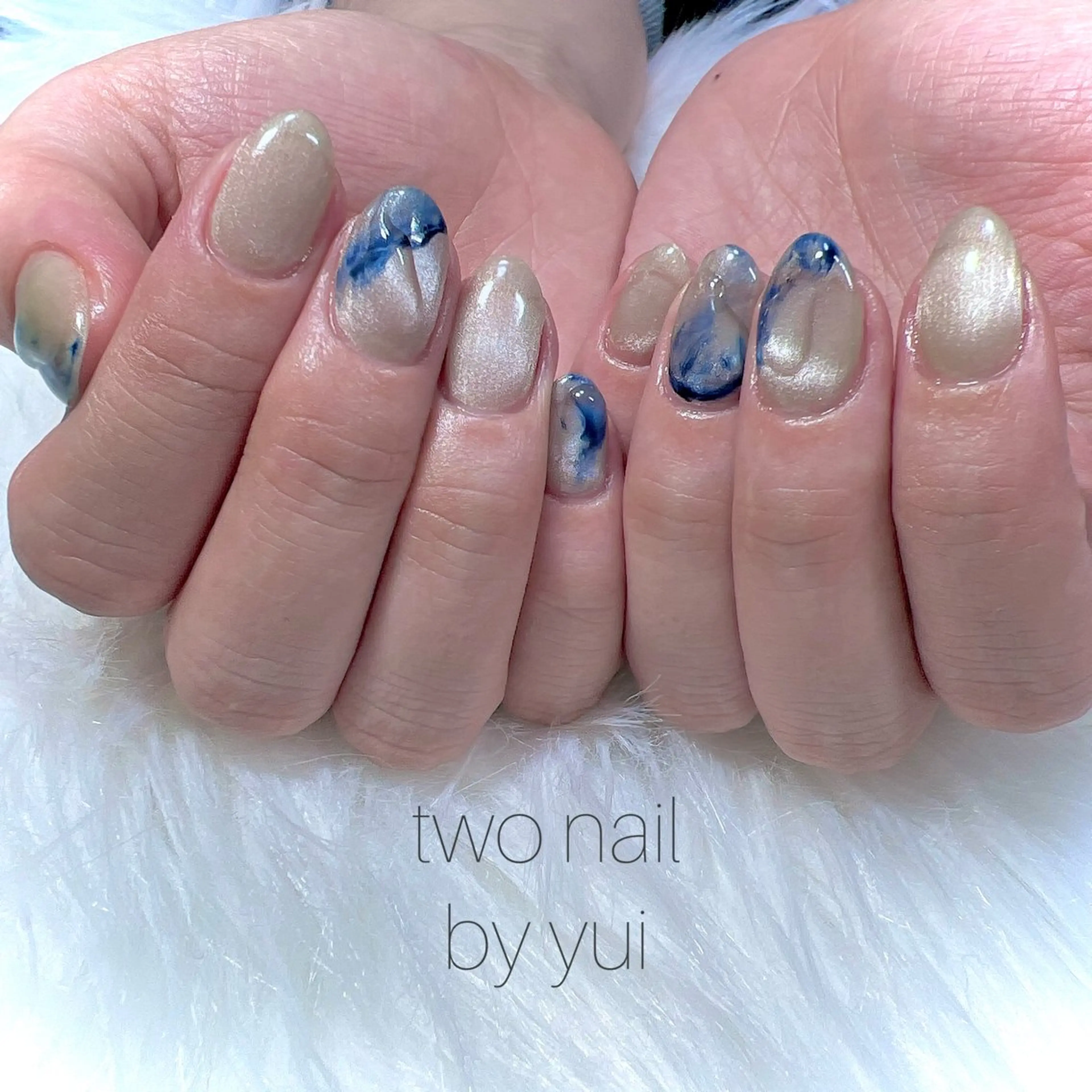 ネイル アートネイル マグネットネイル ネイルチップ ホワイト ハンドネイル two nailのネイルデザイン