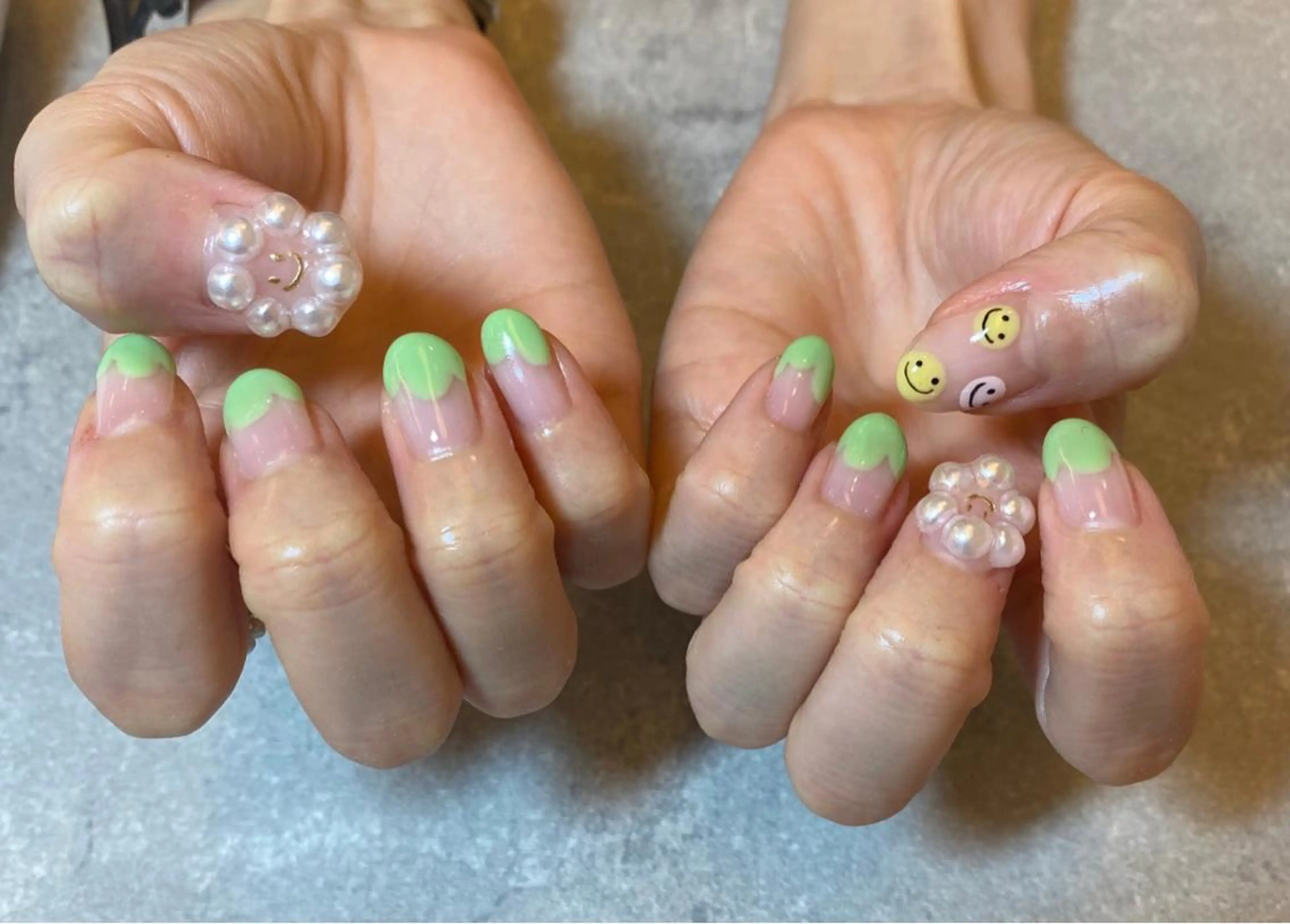 ネイル フレンチネイル グリーン ハンドネイル ハンドケア FASTNAIL PLUS 新宿店のネイルデザイン