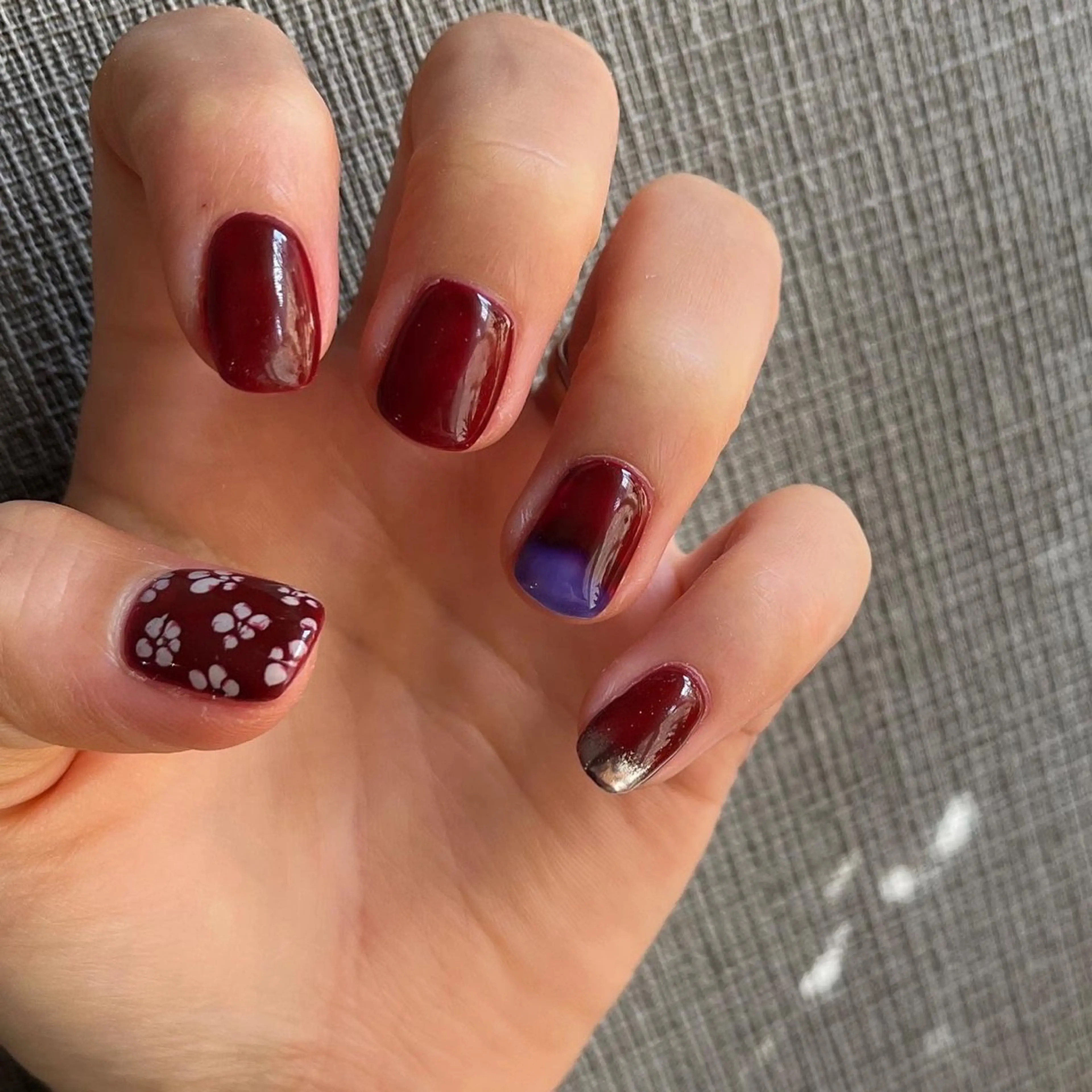 ネイル ボルドー フリーランス¨̮⃝ ネイリストOKADAのネイルデザイン