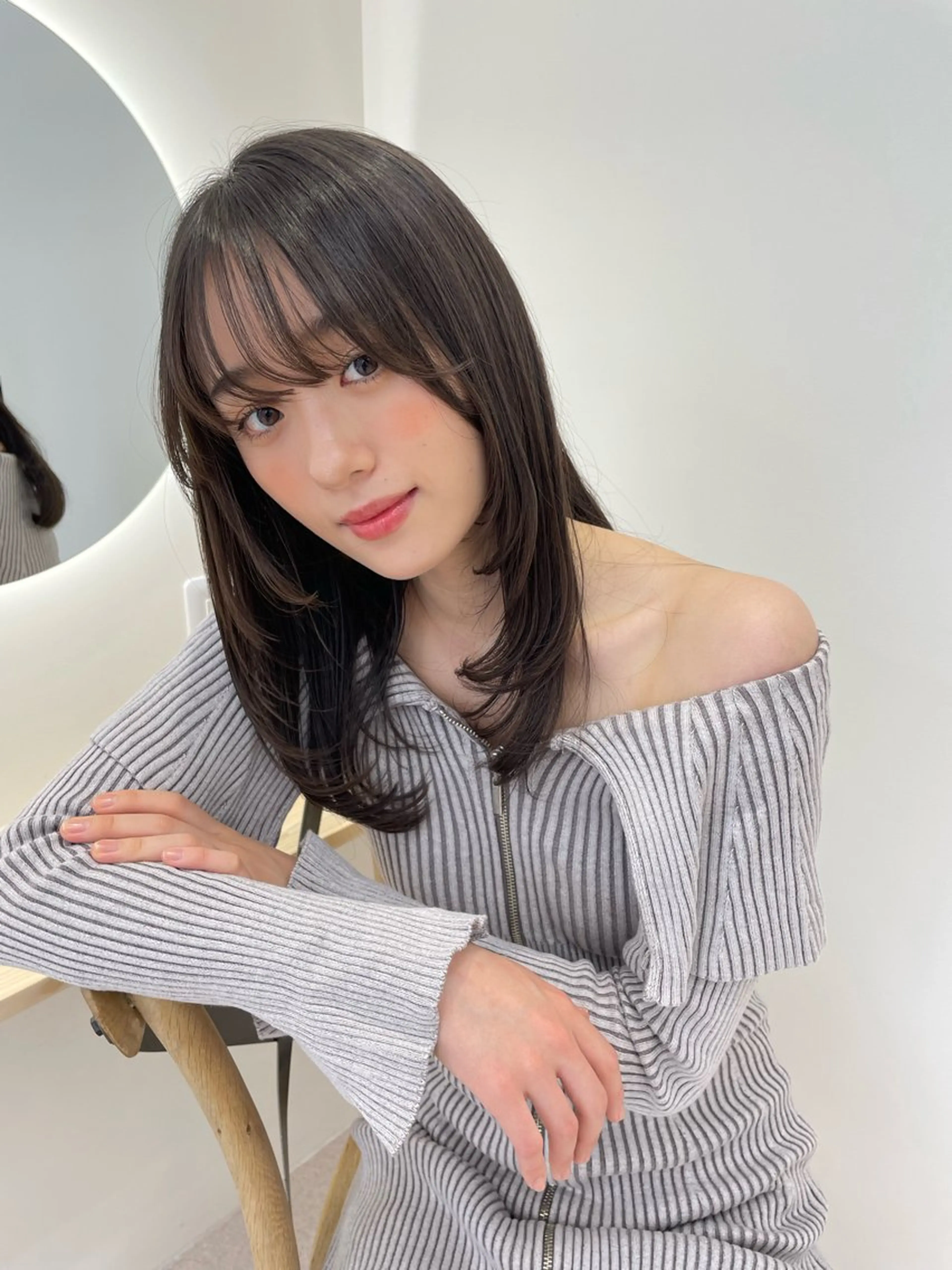 セミロング ヘアカラー トリートメント 透明感カラー 🩰あさのヘアスタイル