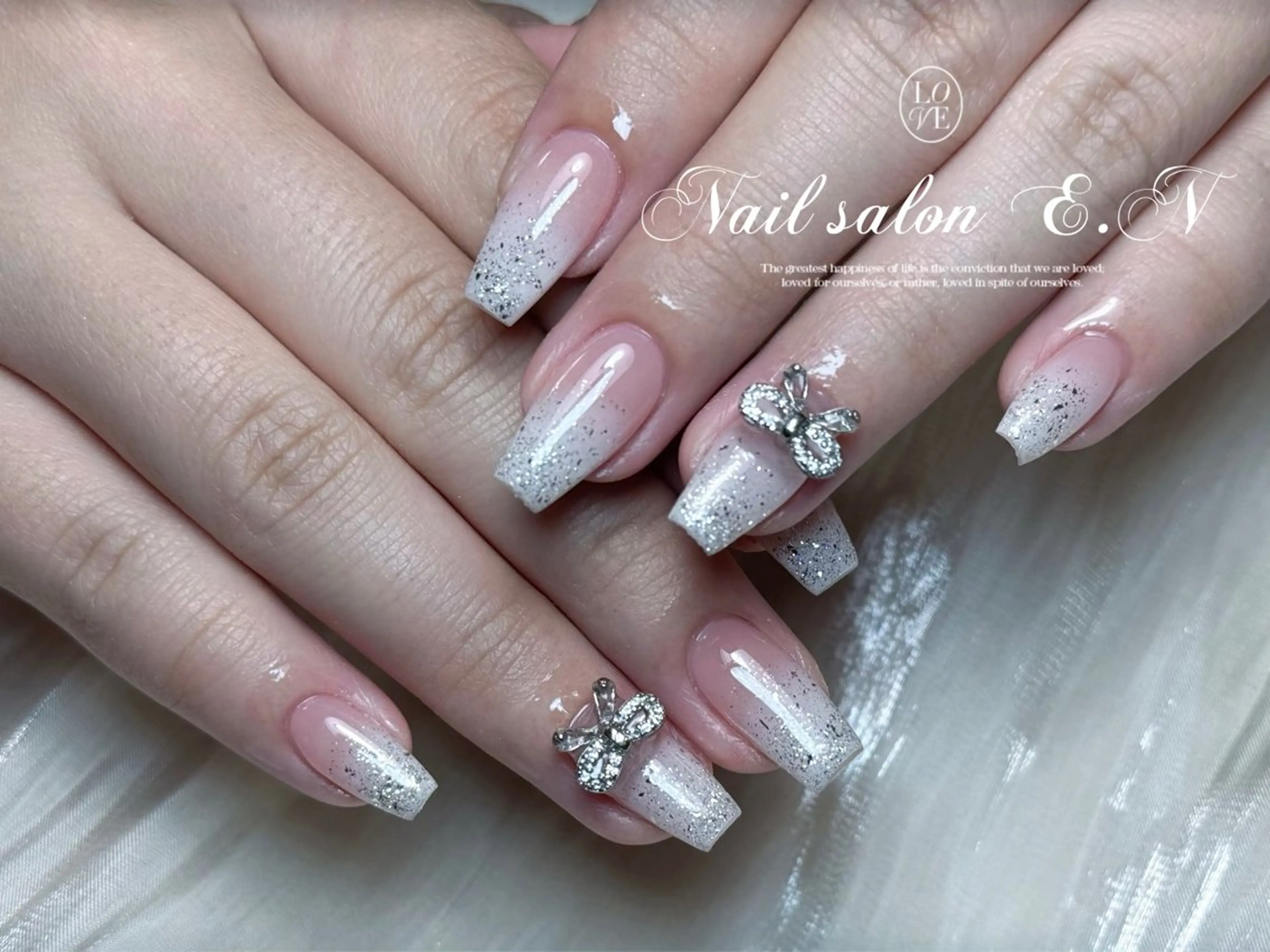 ネイル E.N🦋 長さ出し/持ち込みのネイルデザイン