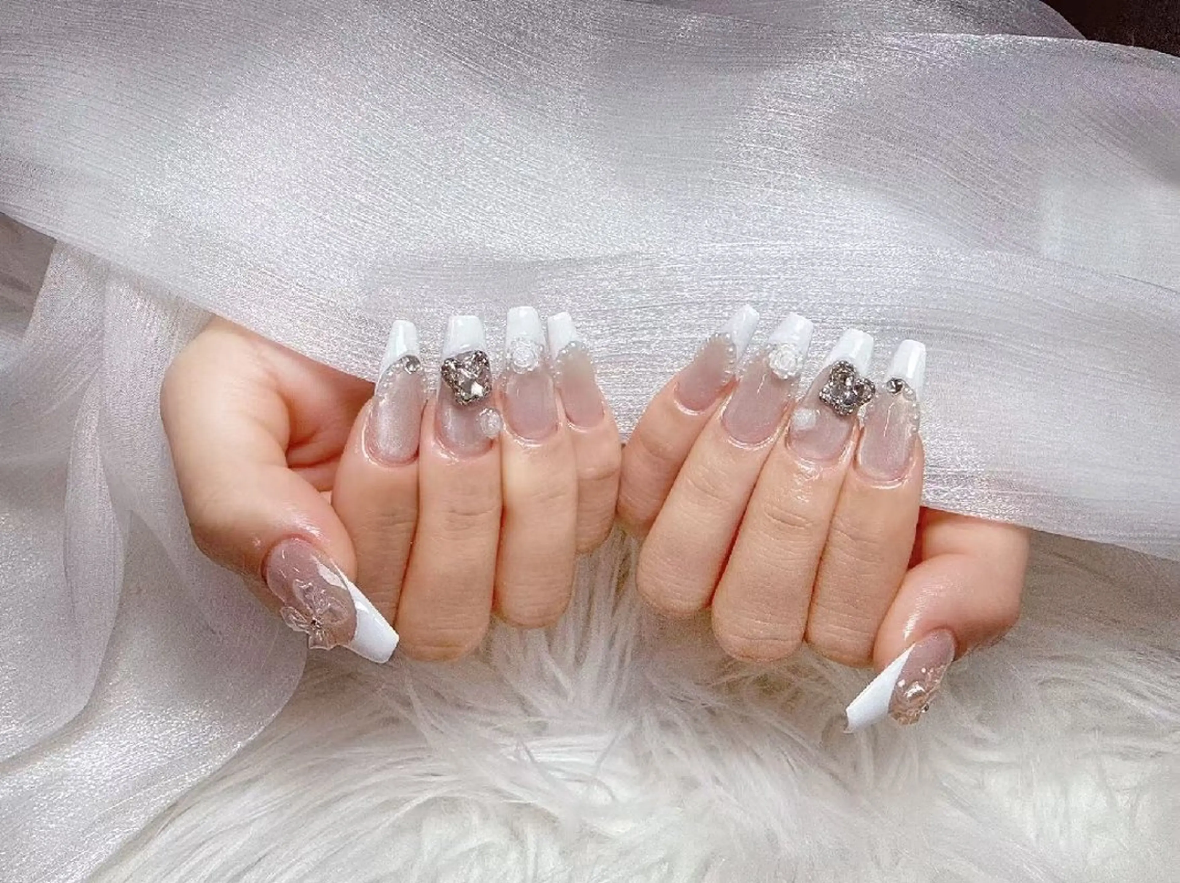 ネイル ENsalon AKIRAのネイルデザイン