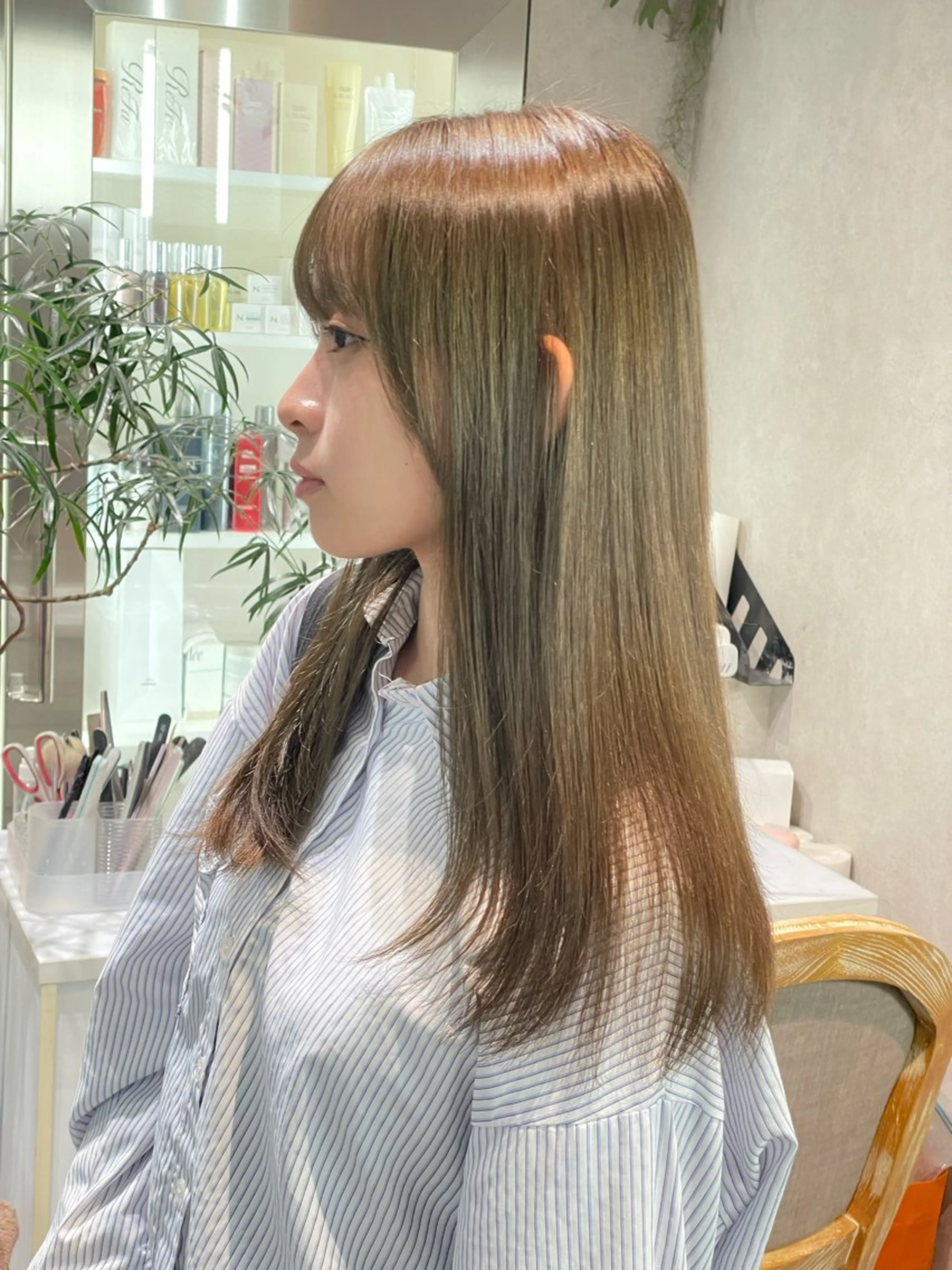 セミロング カラー ブリーチ ブリーチなしカラー ヘアカラー ナチュラル透明感🌱 小山美樹子のヘアスタイル