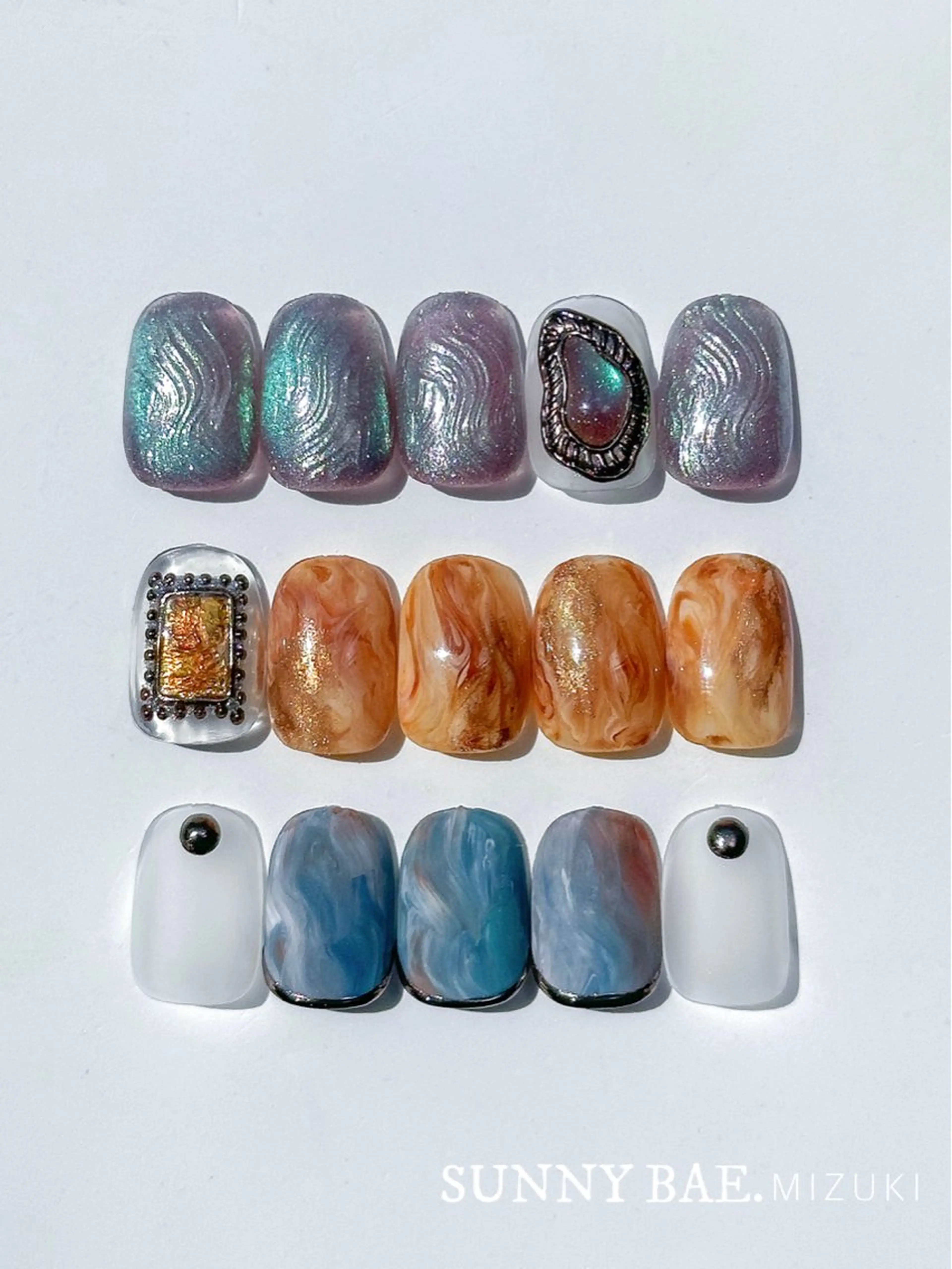 ネイル アートネイル マグネットネイル 大理石ネイル(マーブル) マットネイル ミラーネイル SUNNY BAE. 🌼MIZUKIのネイルデザイン