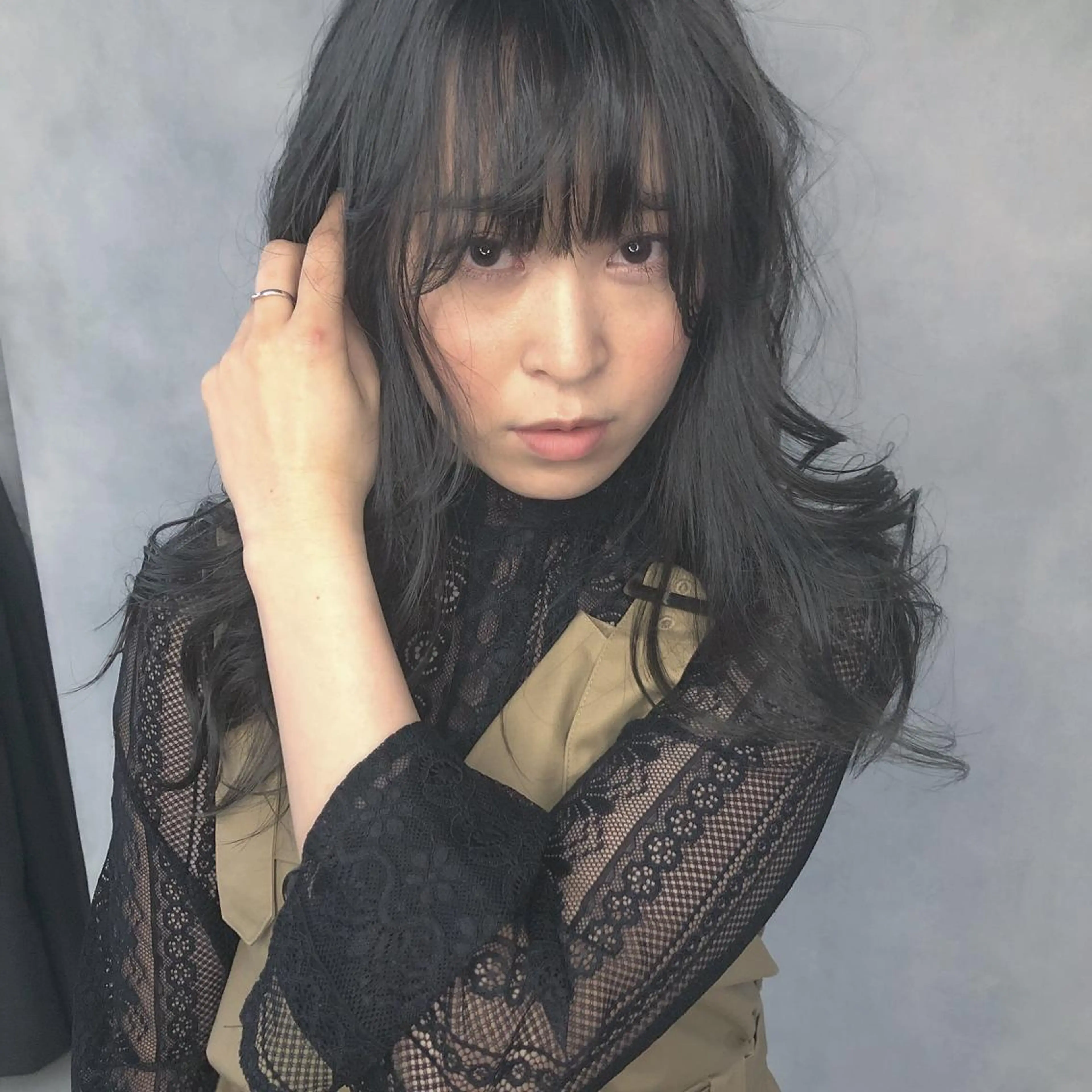 ロング カラー アディクシーカラー アッシュ ORIKA 美容室のヘアスタイル