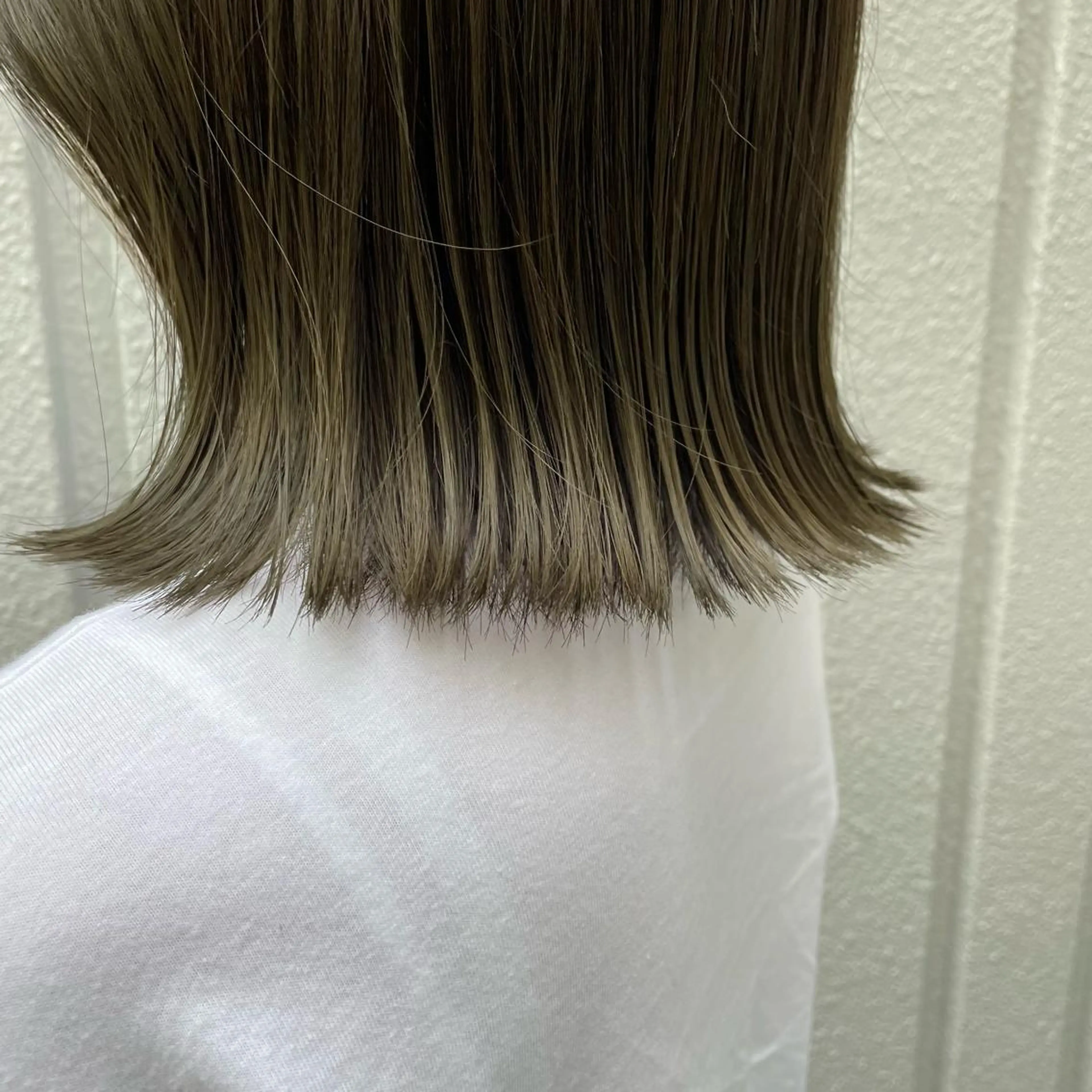 ミディアム カラー ベージュカラー オリーブベージュ 韓国ナチュラル・ ベージュ/落合夏希のヘアスタイル