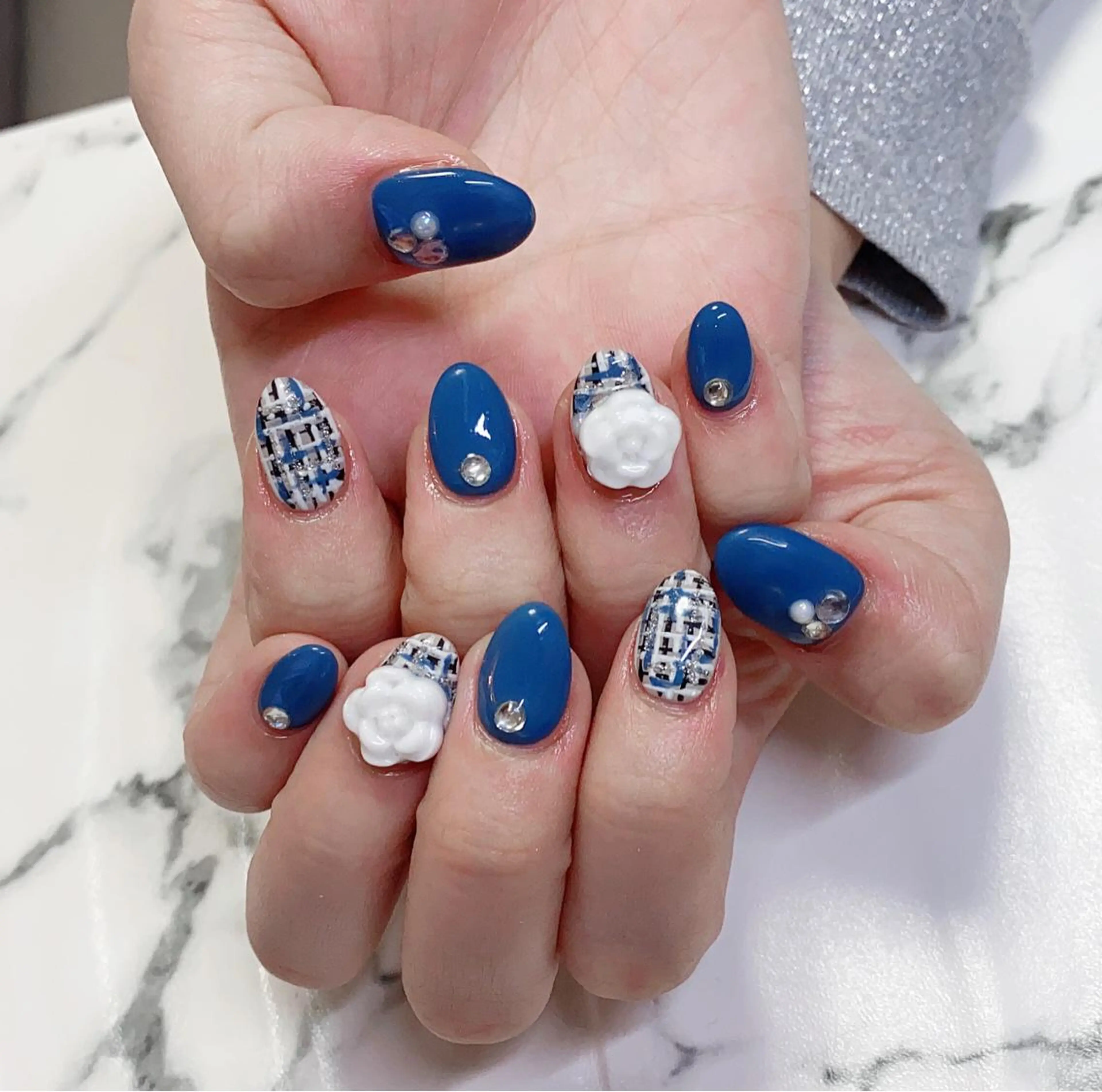 ロング カラー ネイル 長さ出し Q Free nailsのネイルデザイン