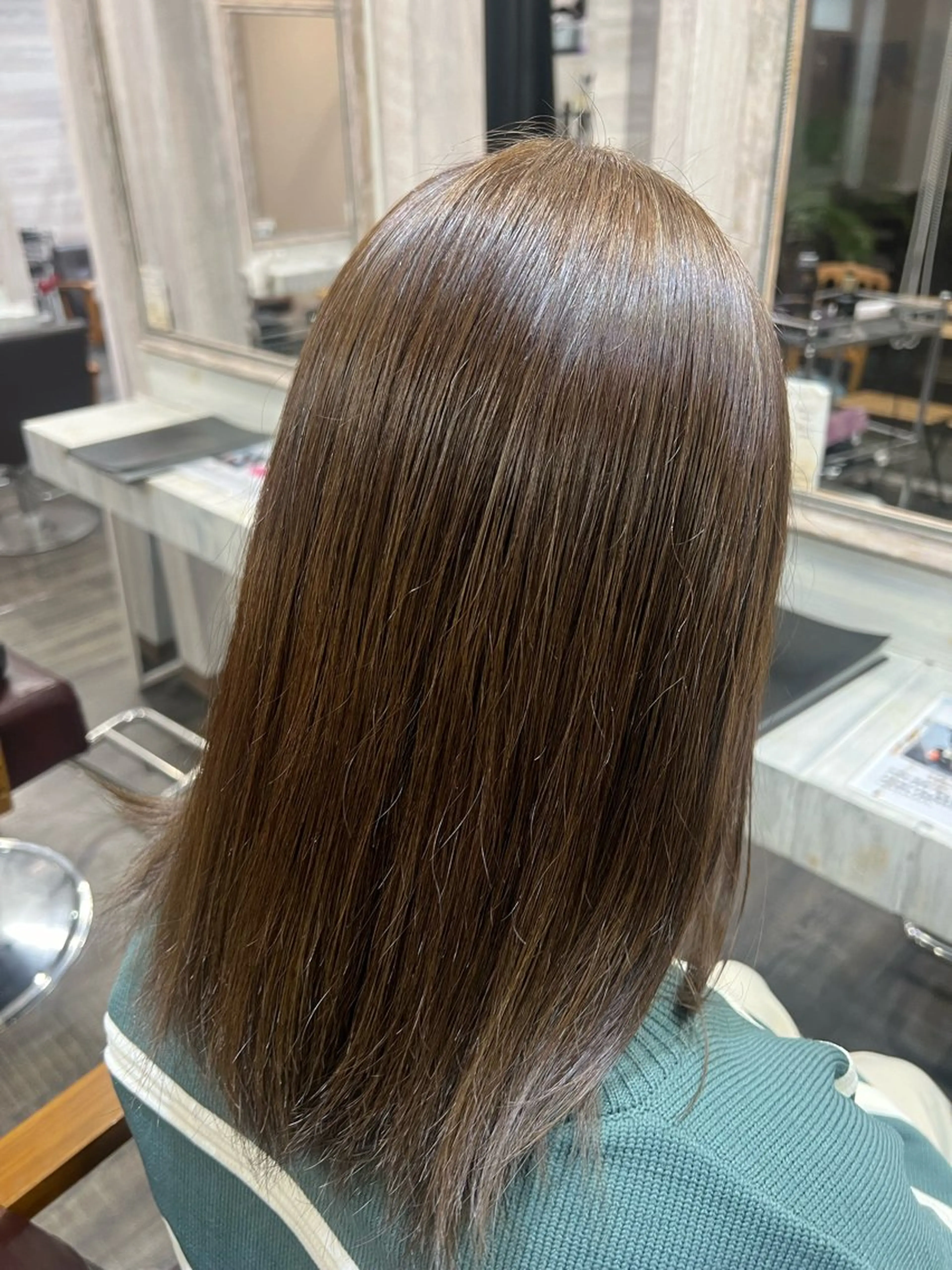 カラー Carrefour LOHAS 草加東口店所属・LOHAS Rioのヘアスタイル