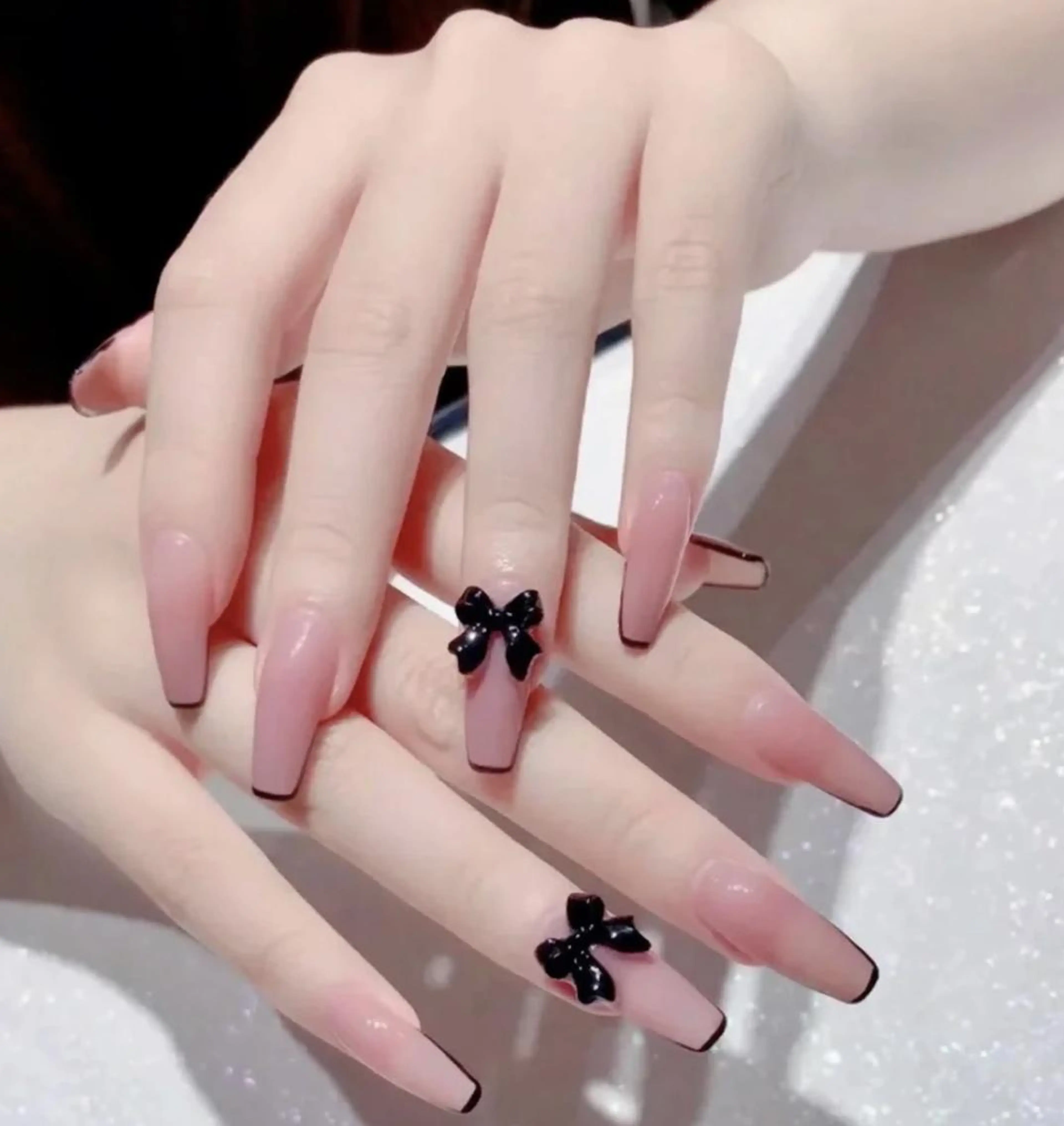 ネイル 長さ出し ネイルチップ Queens ゲンのネイルデザイン