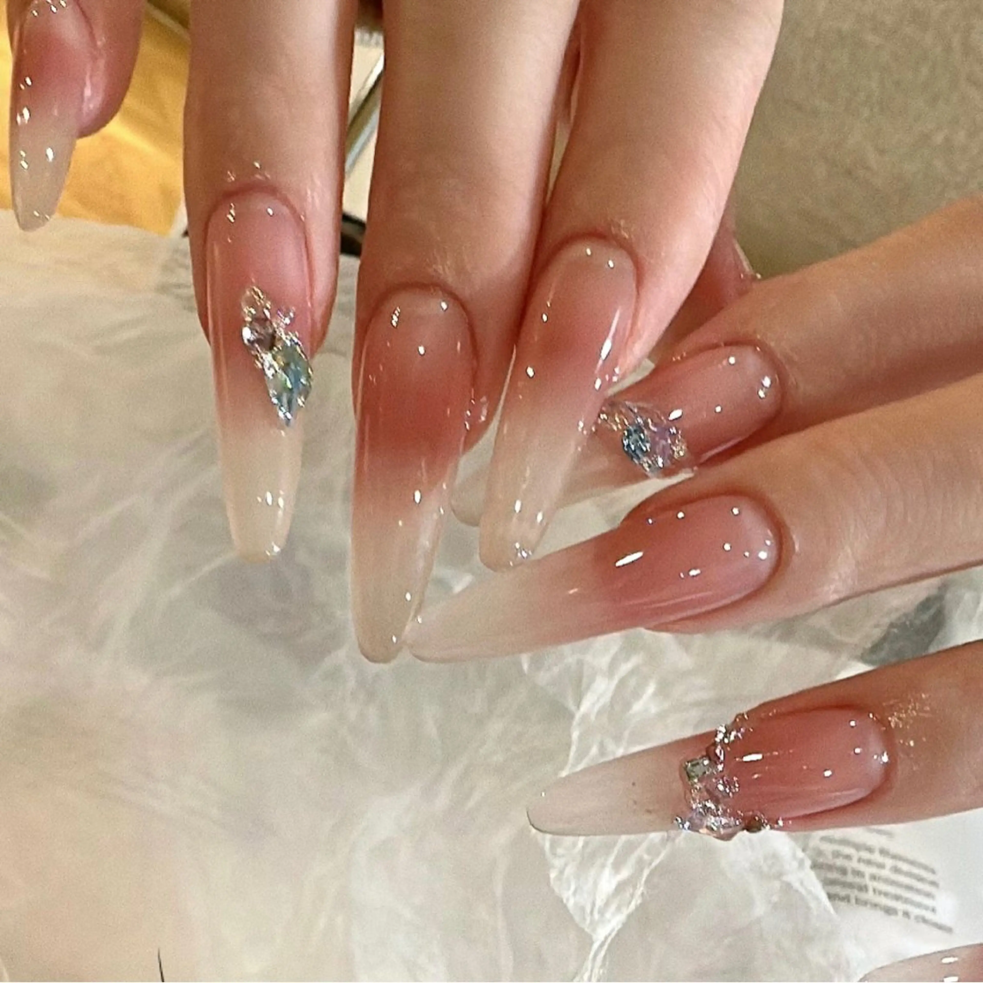 ネイル ハンドネイル ハンドケア 🍑 momo_nailのネイルデザイン