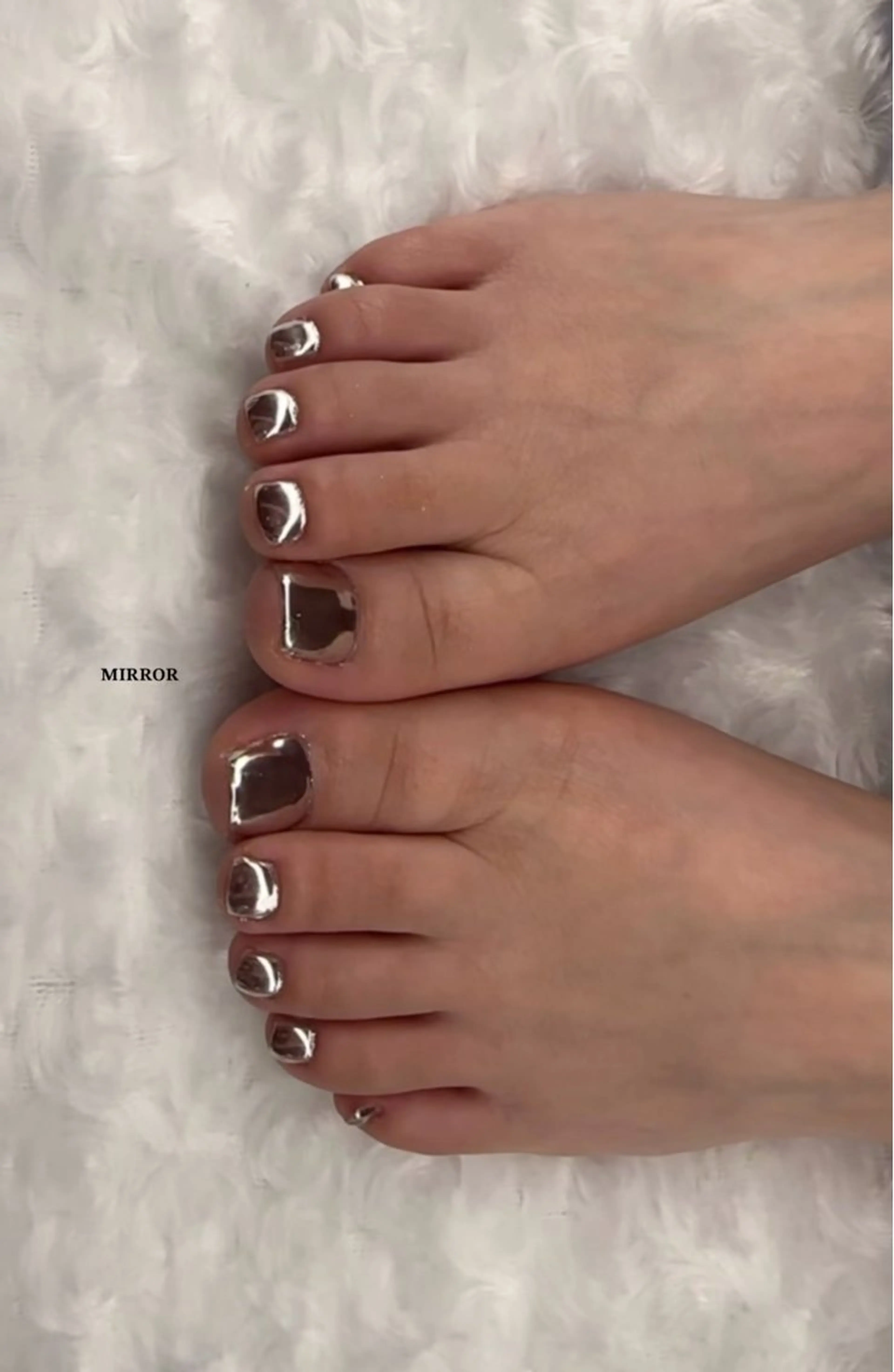 ネイル Sawa ︎︎𓂃⟡.·のネイルデザイン