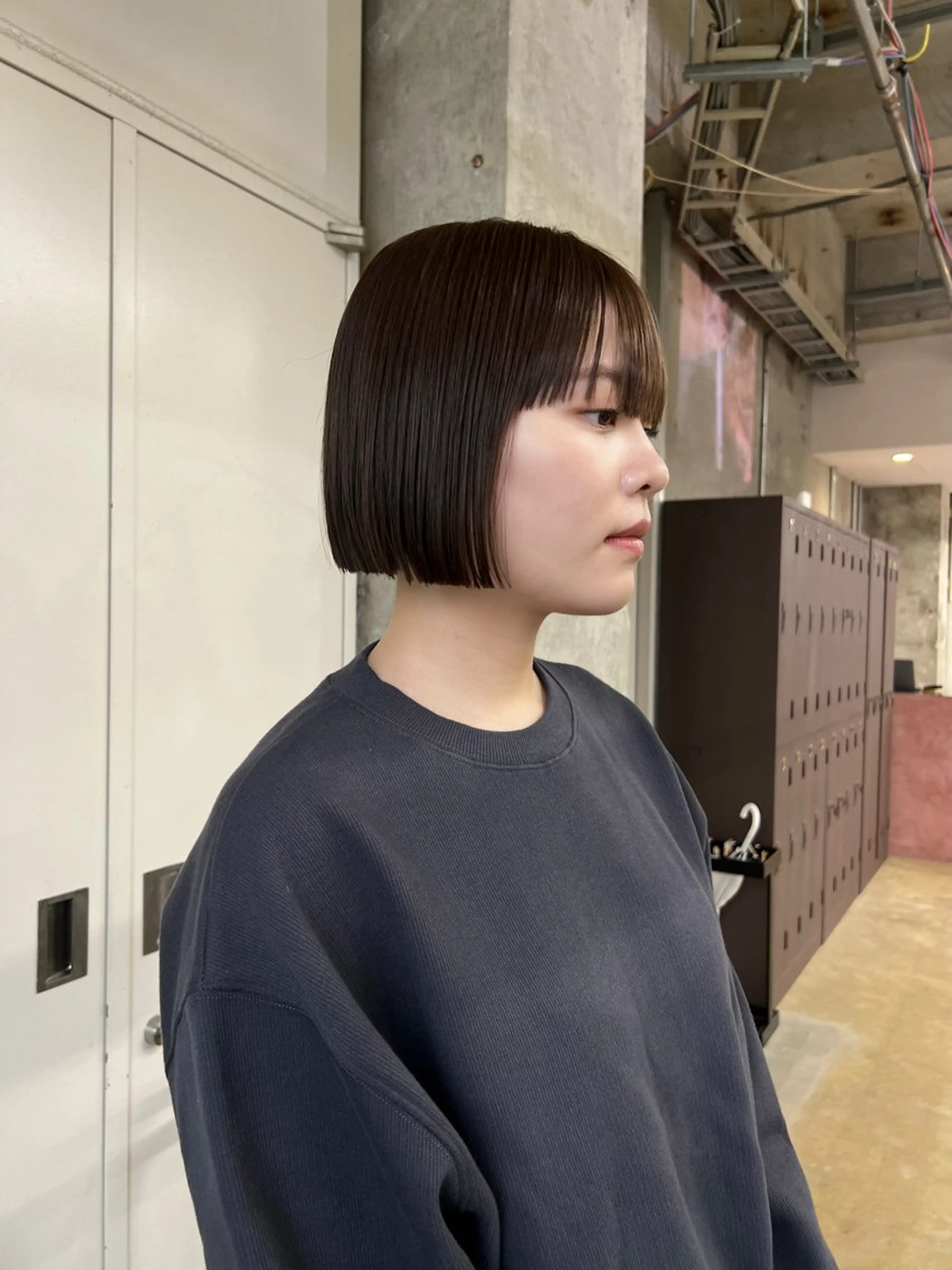 ショート カラー ボブ era所属・azumi/ボブ/暖 色/オリーブ/縮毛のヘアスタイル