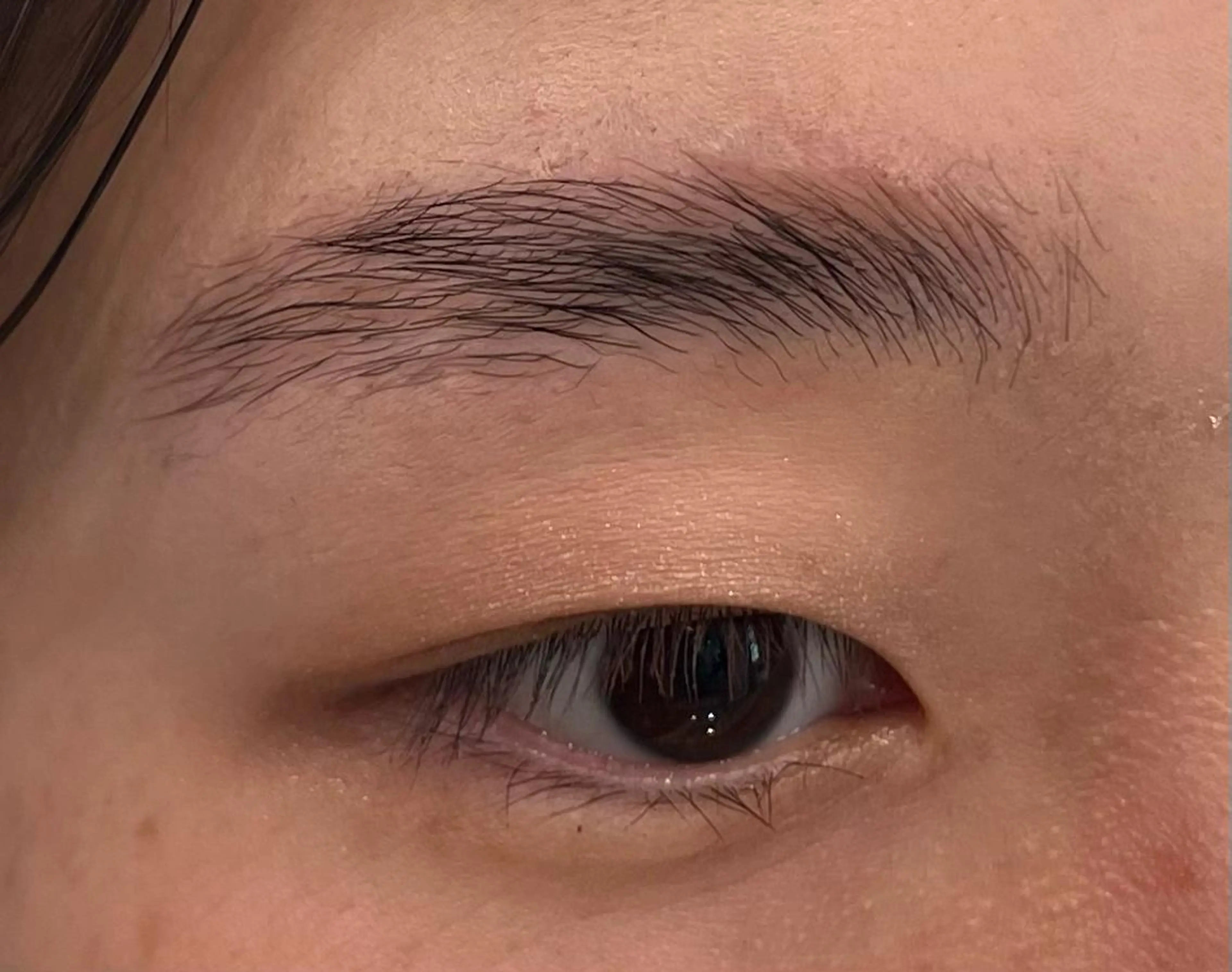 アイブロウ 眉カラー ワックス脱毛 眉カット その他(アイブロウ) ＤＥＳＴ所属・吉野 瑳桜のヘアスタイル