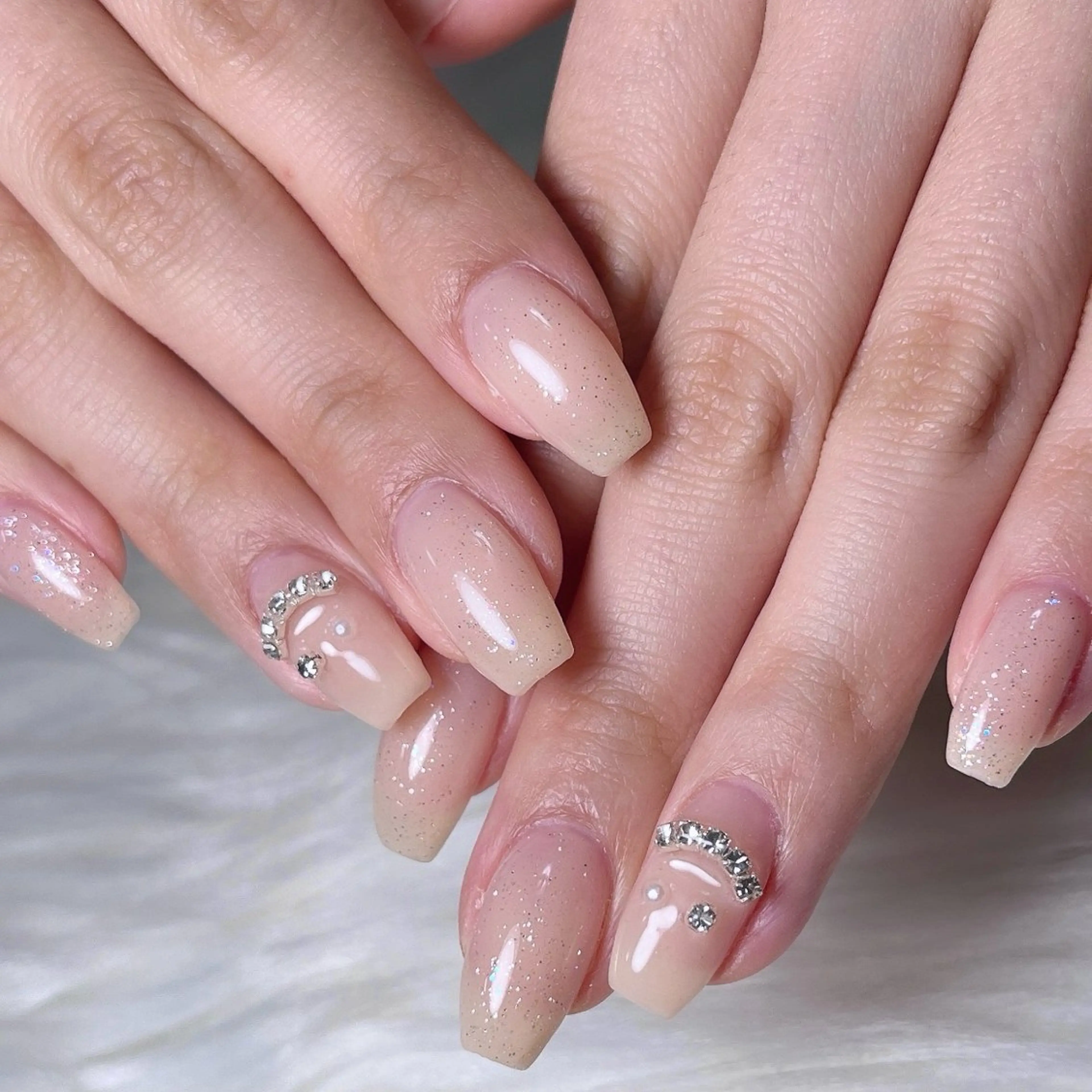 ネイル 韓国ネイル ラメ(グリッター) 持ち込み ハンドネイル 🐕‍🦺Yappy 💗A-tanのネイルデザイン