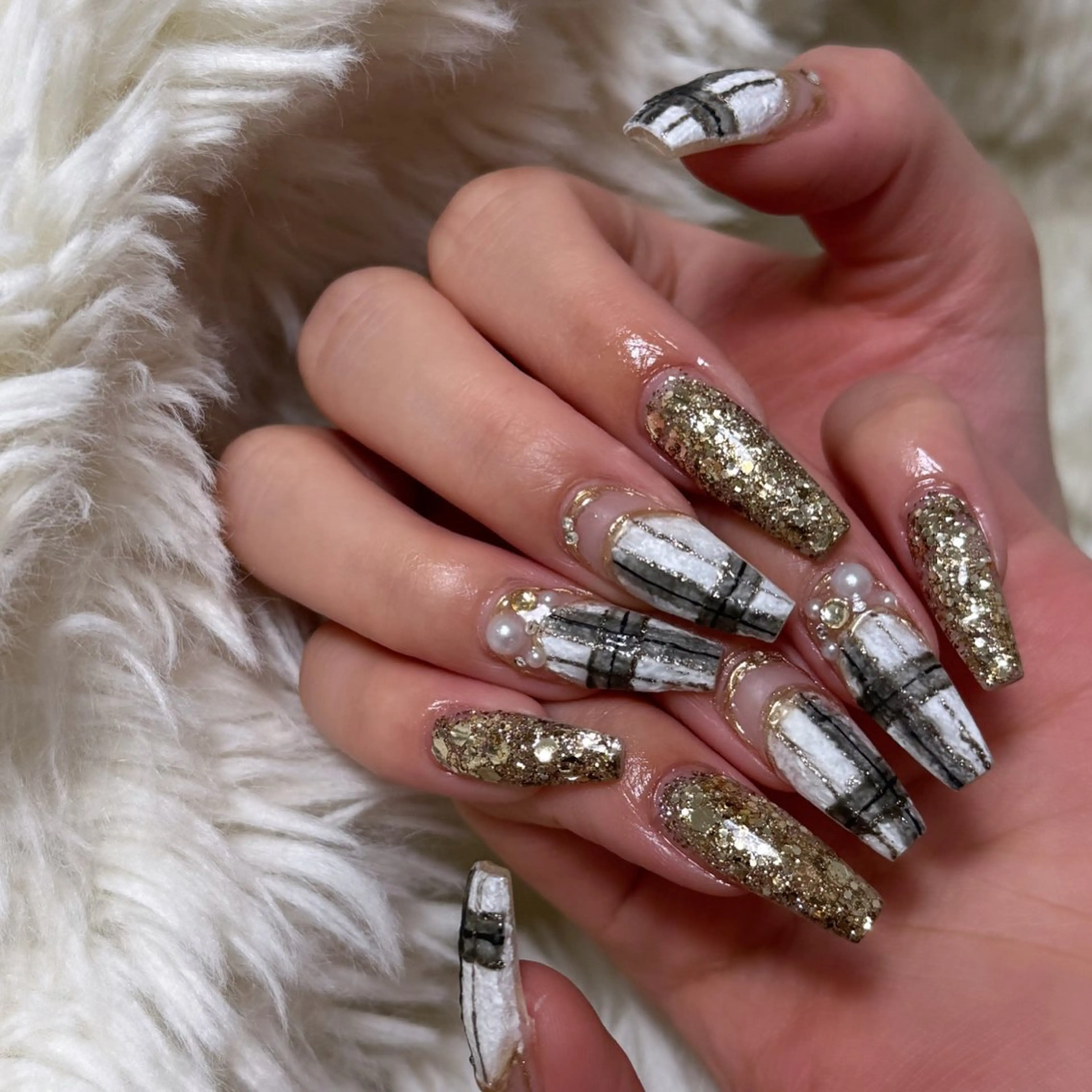 ネイル ハンドネイル SAKATA MANAKAのネイルデザイン