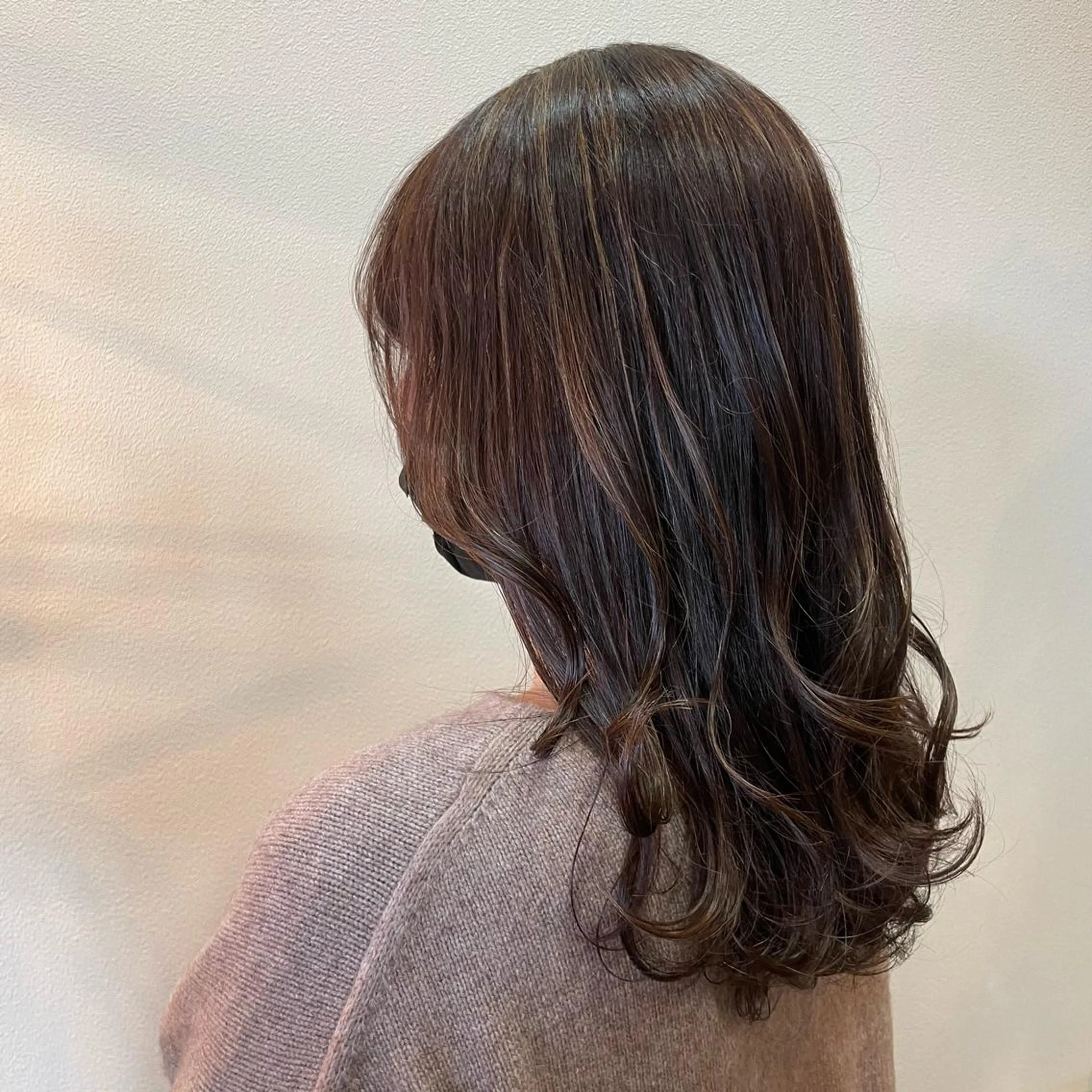 ミディアム カラー ノンダメージサロン/ 豊中/美容室のヘアスタイル