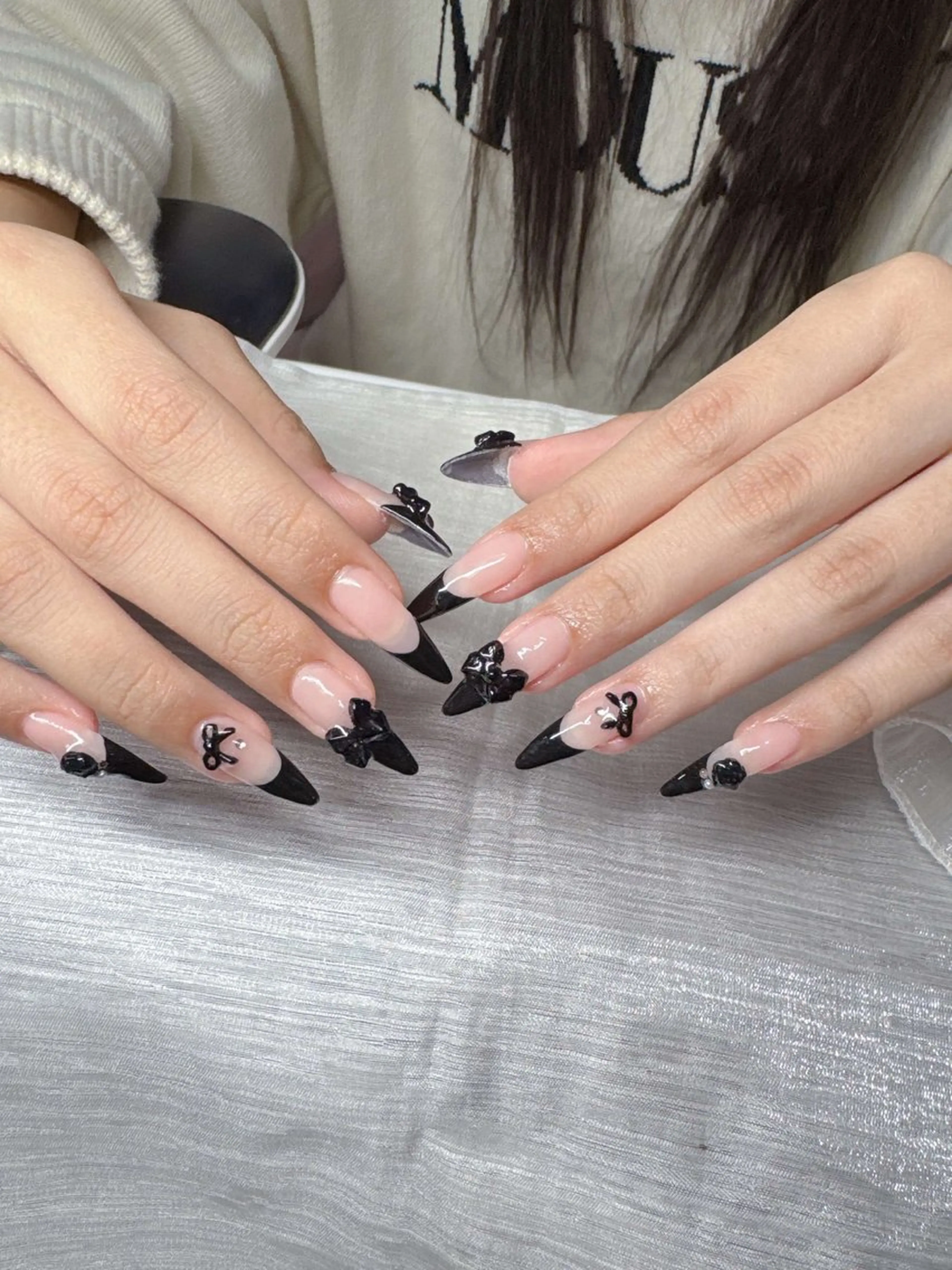 ネイル オーロラネイル チークネイル 長さ出し フットネイル フレンチネイル ハンドネイル Lee Nailsのネイルデザイン