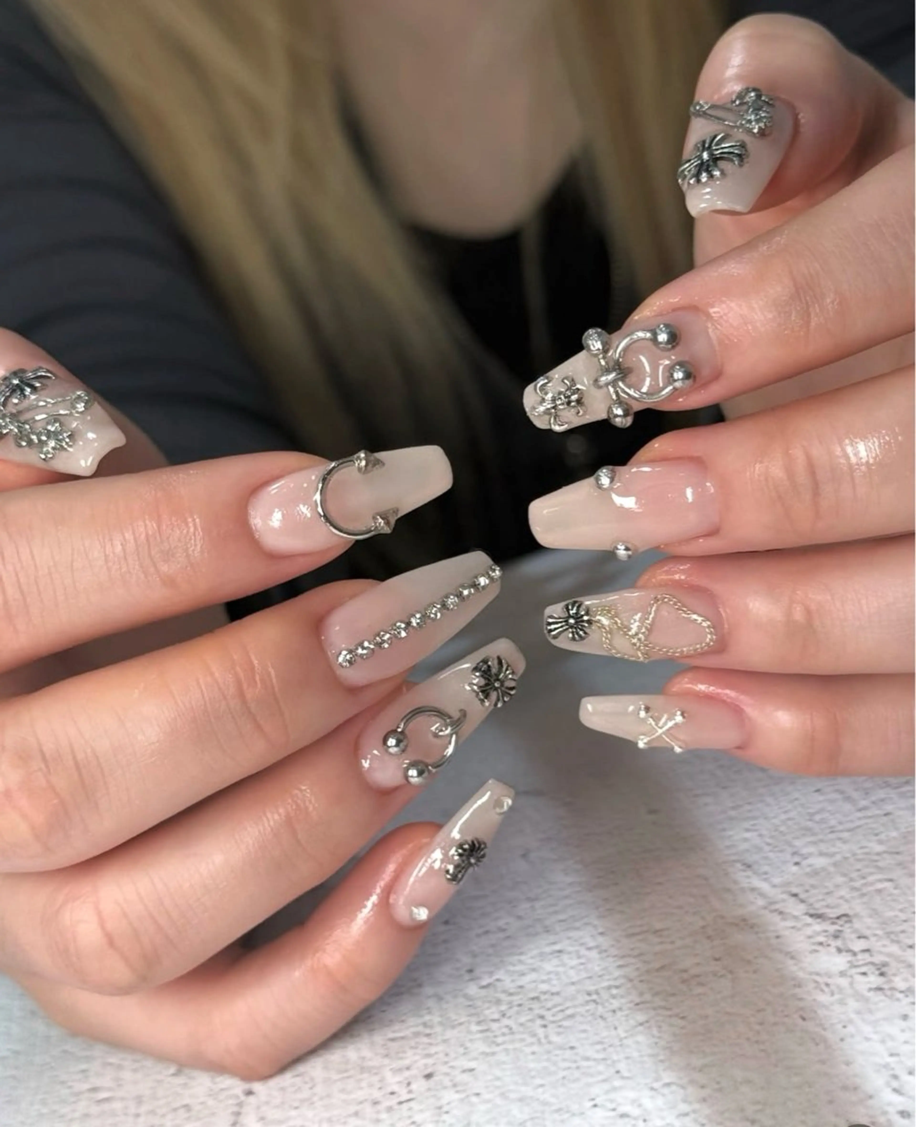 ネイル ハンドネイル Lina nail所属・Lunaa 池袋のネイルデザイン