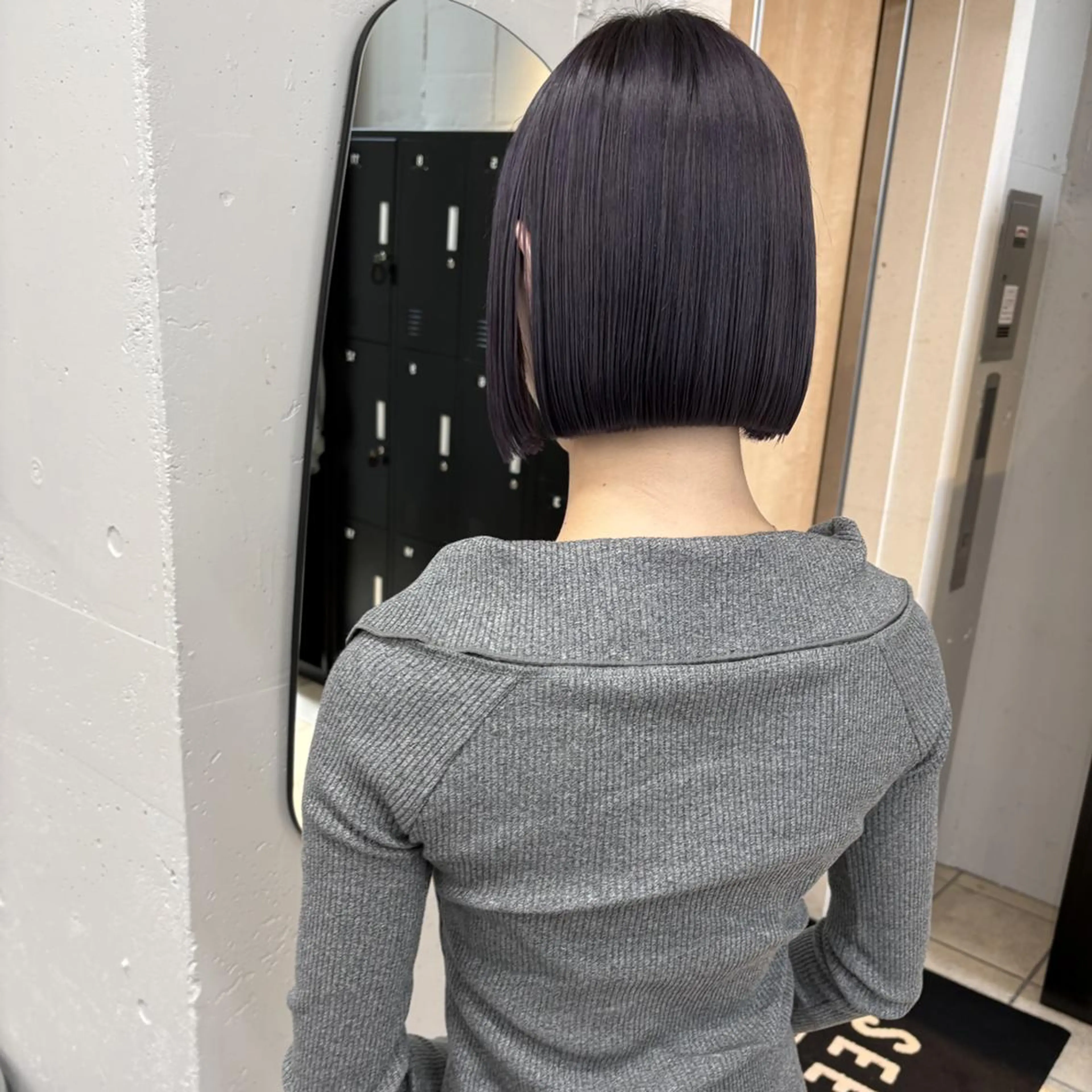 カラー ミディアム グレージュ ラベンダーカラー ラベンダーグレージュ ラベンダーグレー ヘアカラー トリートメント NANAMI ✨ハイトーンカラーのヘアスタイル