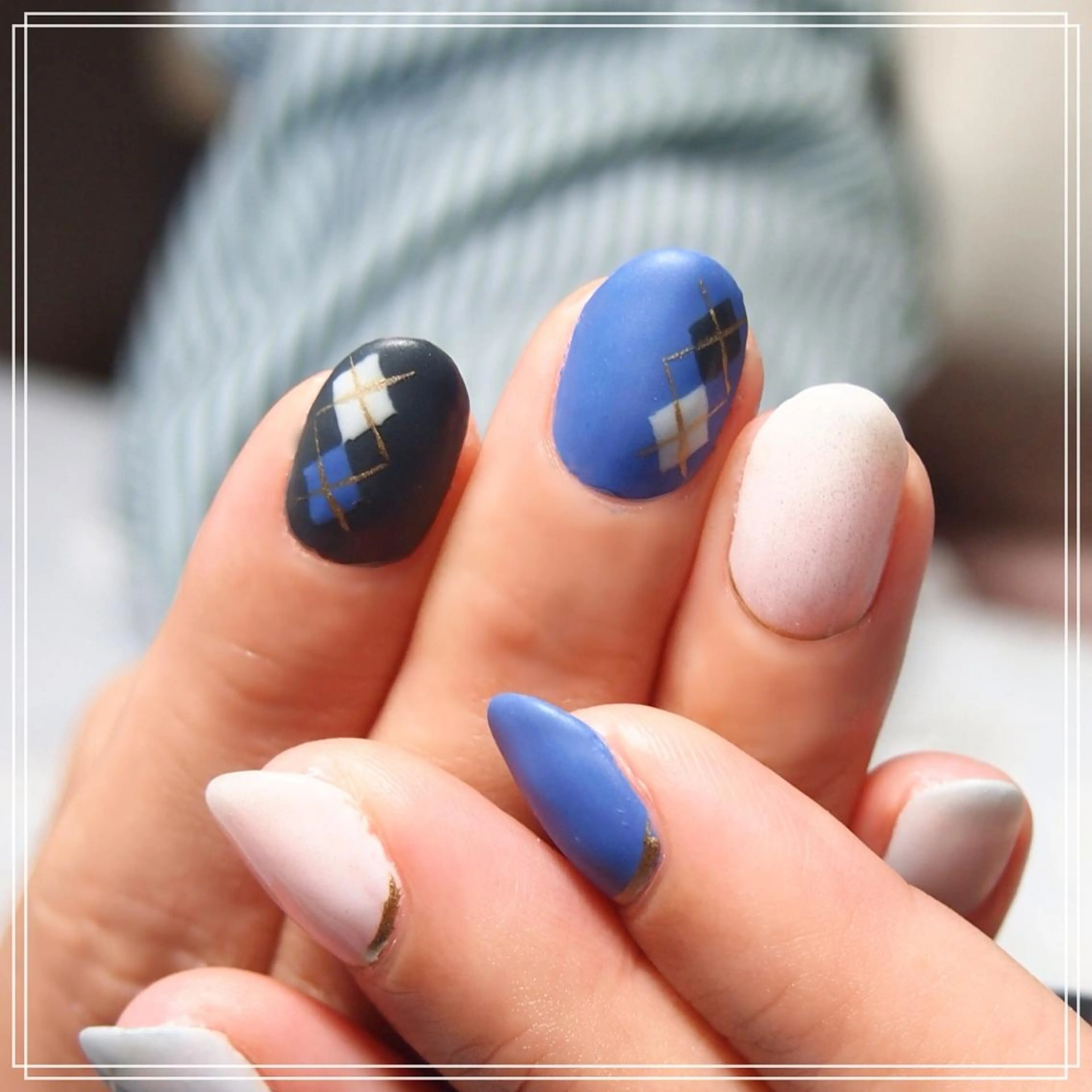 ネイル 山田 麻衣のネイルデザイン