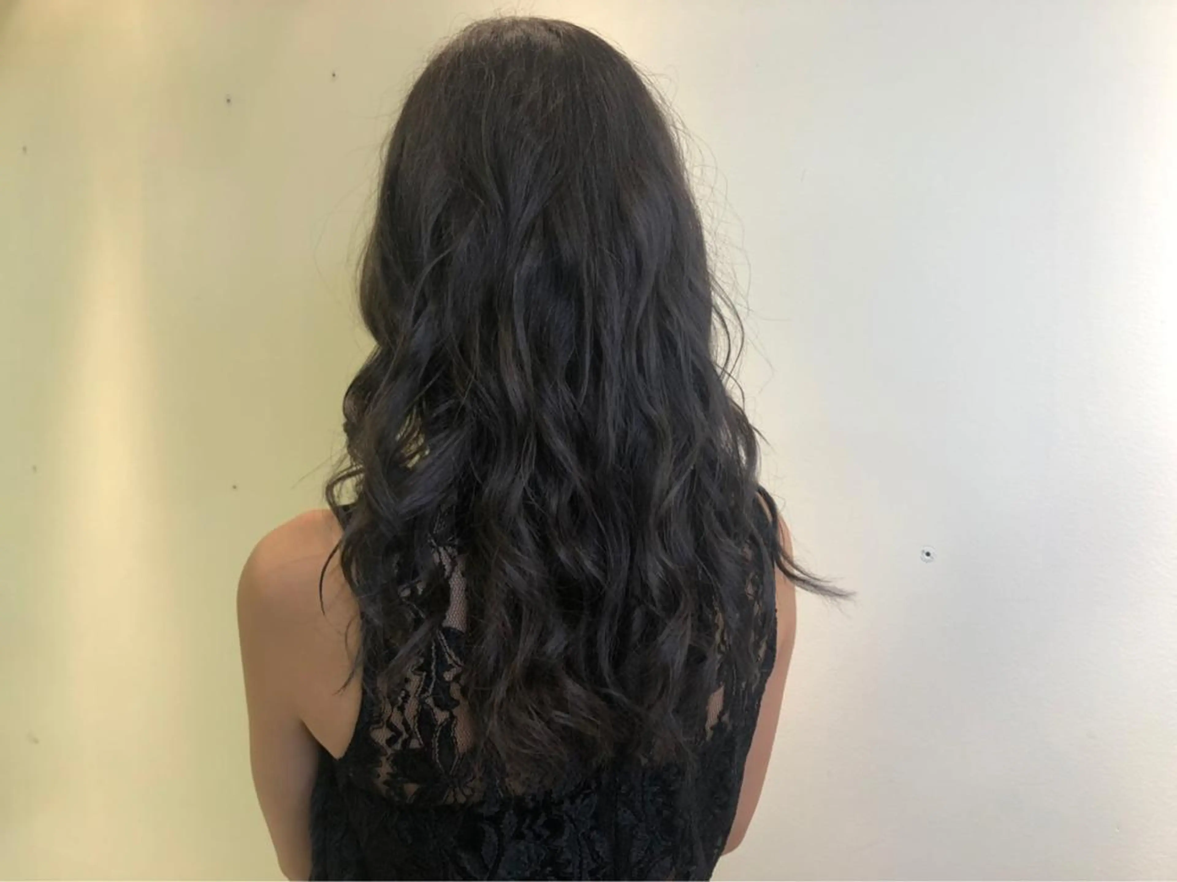 ロング カラー ヘアアレンジ Moana by HEADLIGHT所属・tomoka/ デザインカラー🌺のヘアスタイル