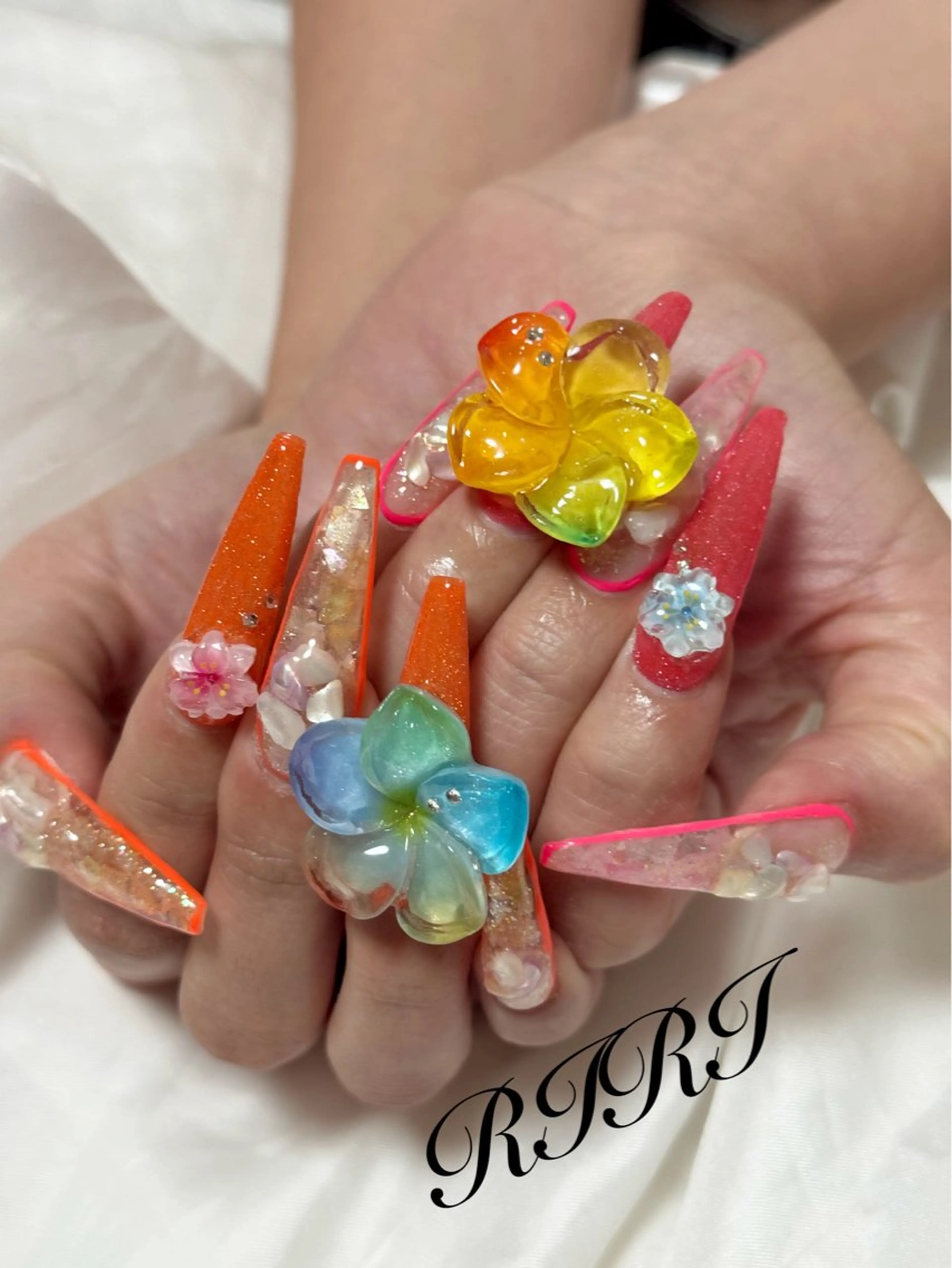 ネイル ジェルネイル ロングネイル スカルプネイル シンプルネイル ハンドネイル riri オーナーのネイルデザイン