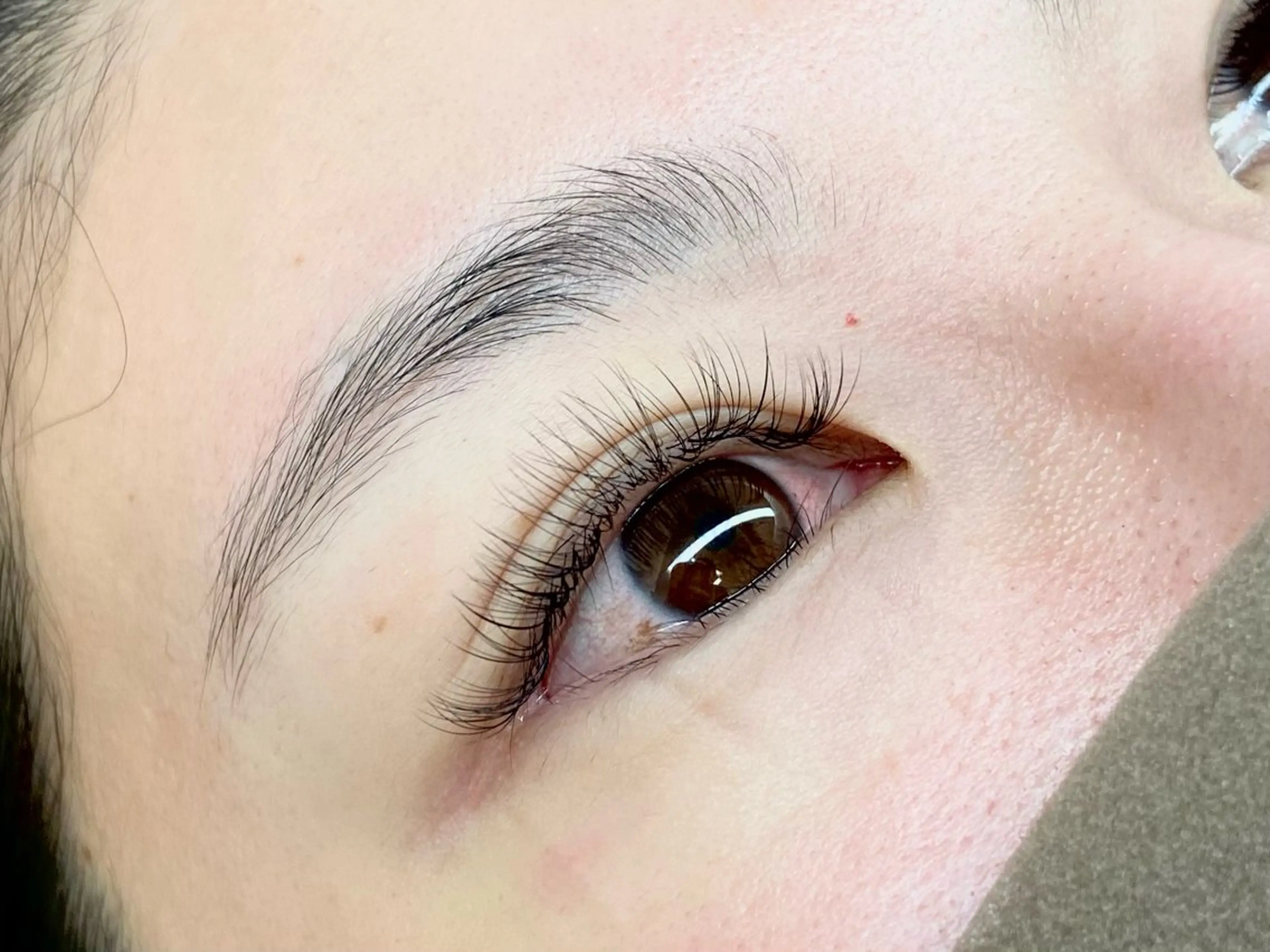 マツエク・マツパ メンズ眉毛サロンSENSE 津田沼所属・SENSE 津田沼 YUIKAの眉毛・アイブロウイメージ