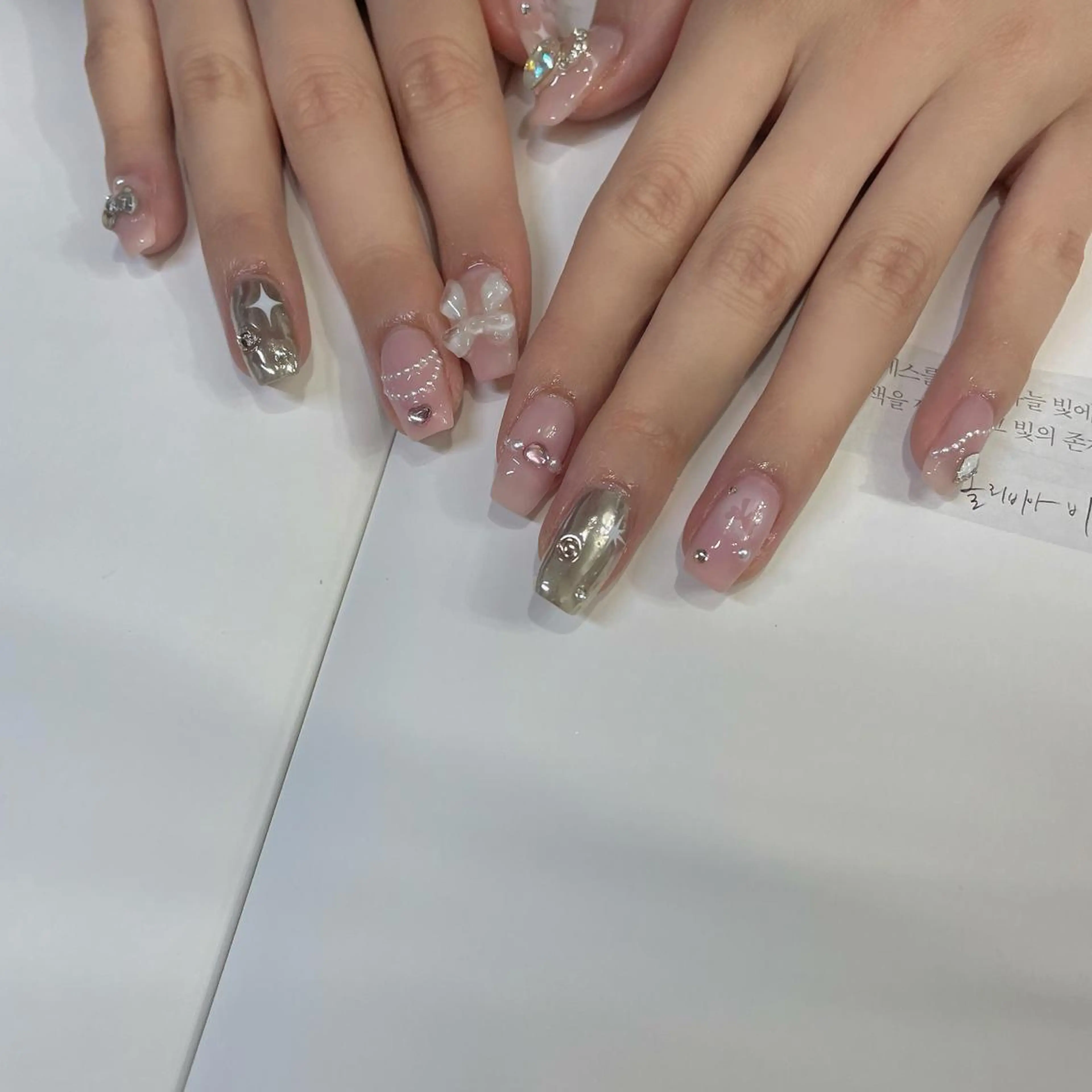 ネイル ネイルズシャトン🪡 ネイリスト齊藤のネイルデザイン