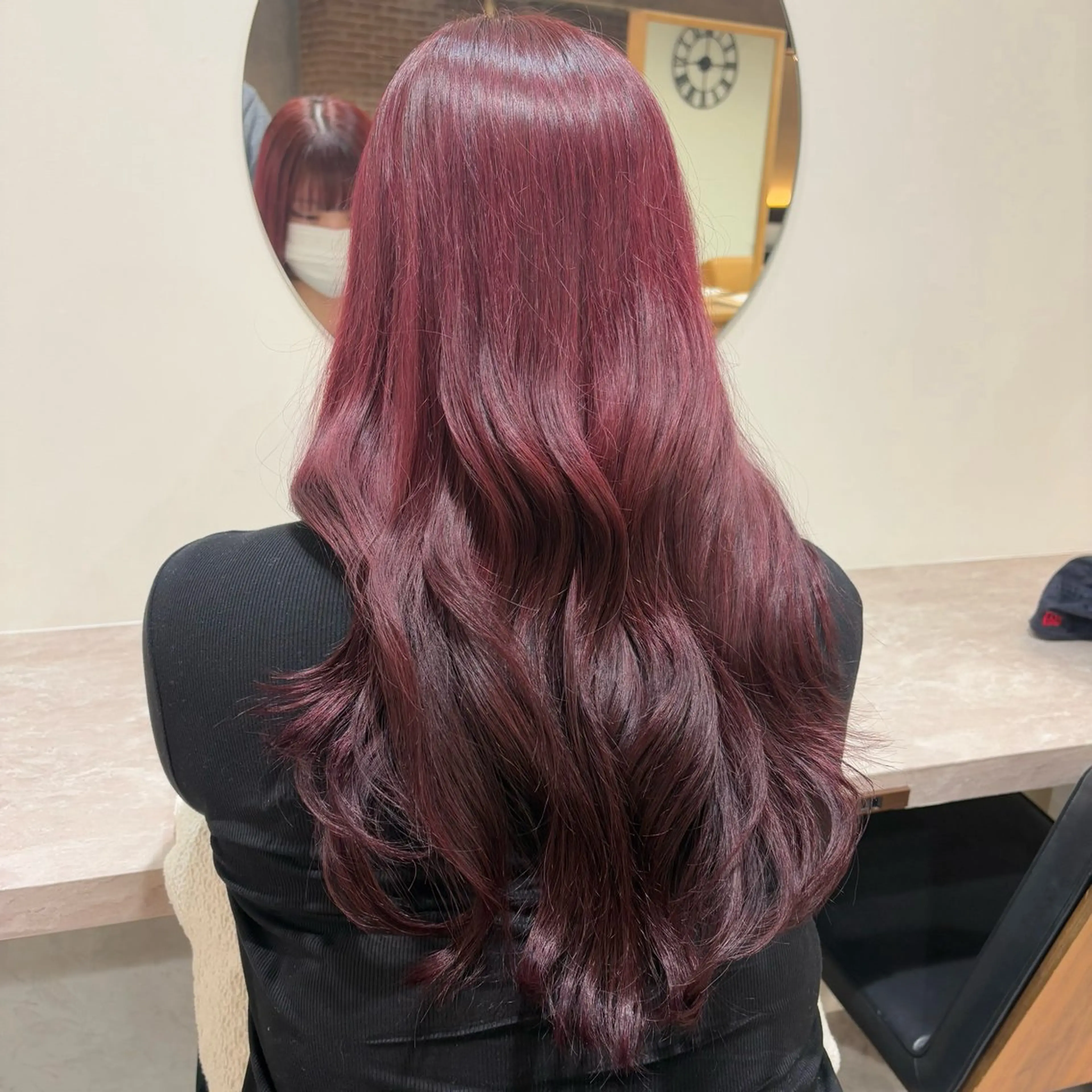 ロング カラー レッドカラー 🎀韓国レイヤー/透 明感カラー/airiのヘアスタイル
