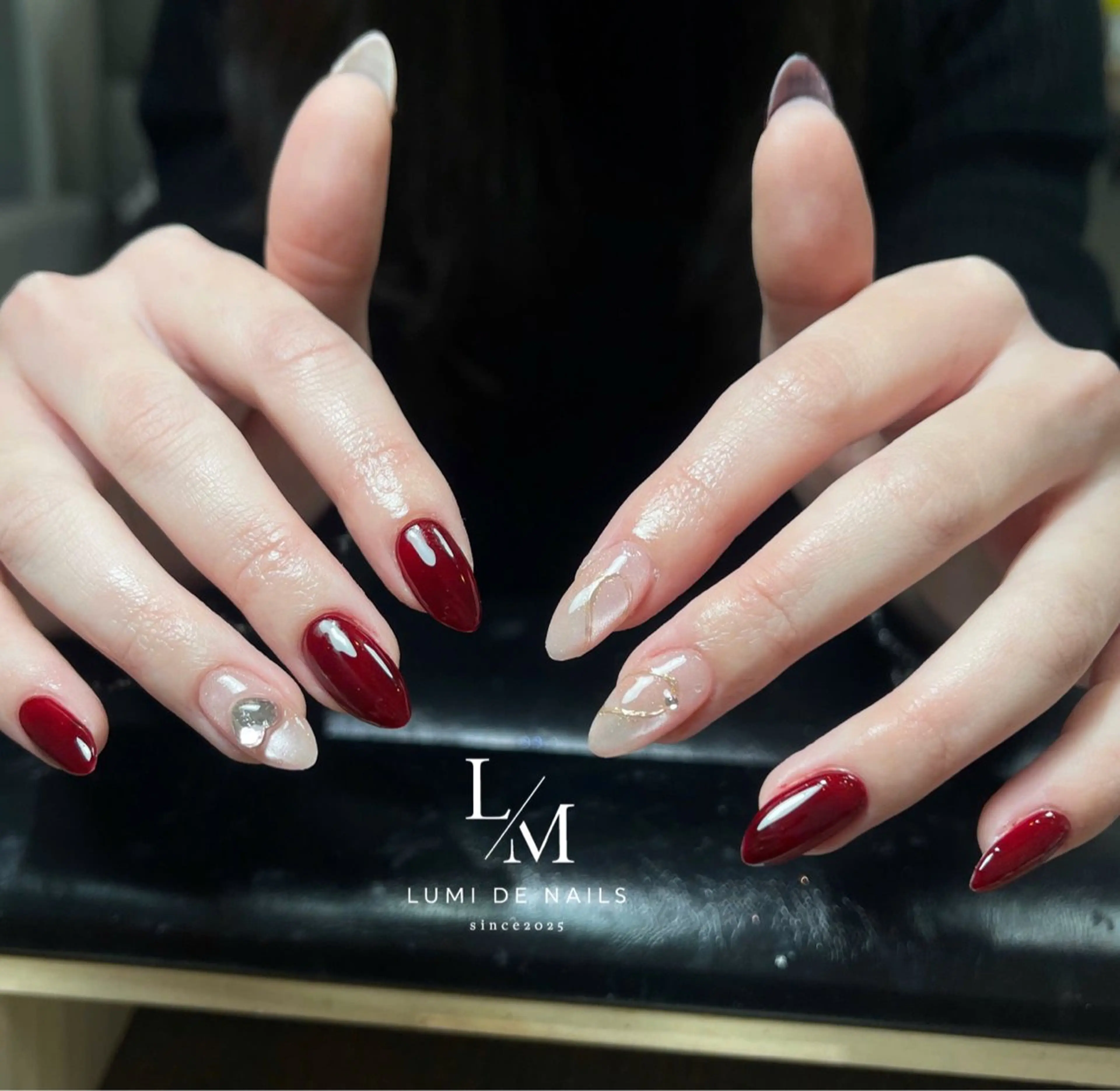 ネイル グラデーション ラメ(グリッター) マグネットネイル ミラーネイル ニュアンスネイル ハンドネイル Lumi de nails所属・Lumi de nailsのネイルデザイン