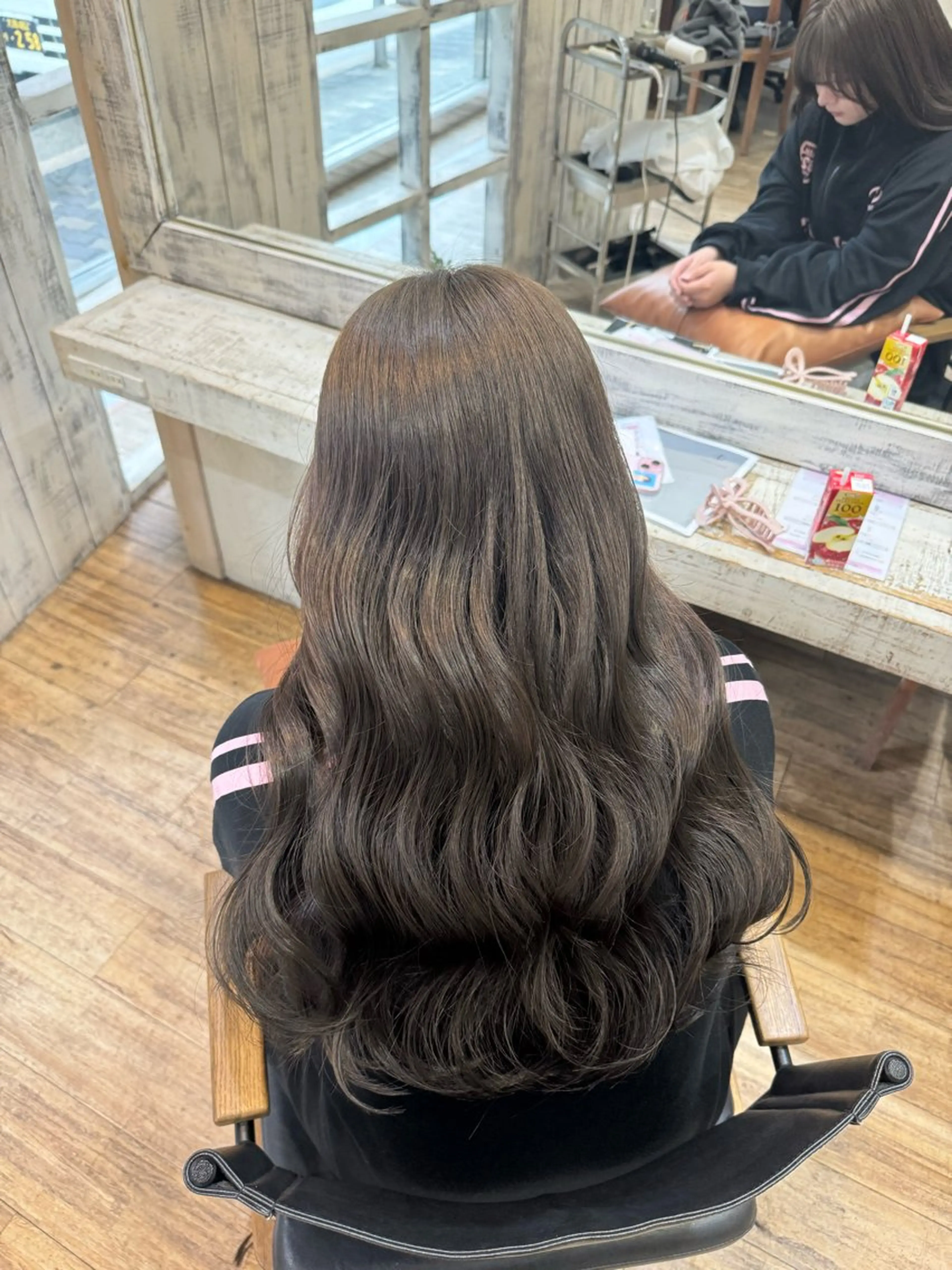 カラー Defi【ディフィー】所属・defi/ rinaのヘアスタイル