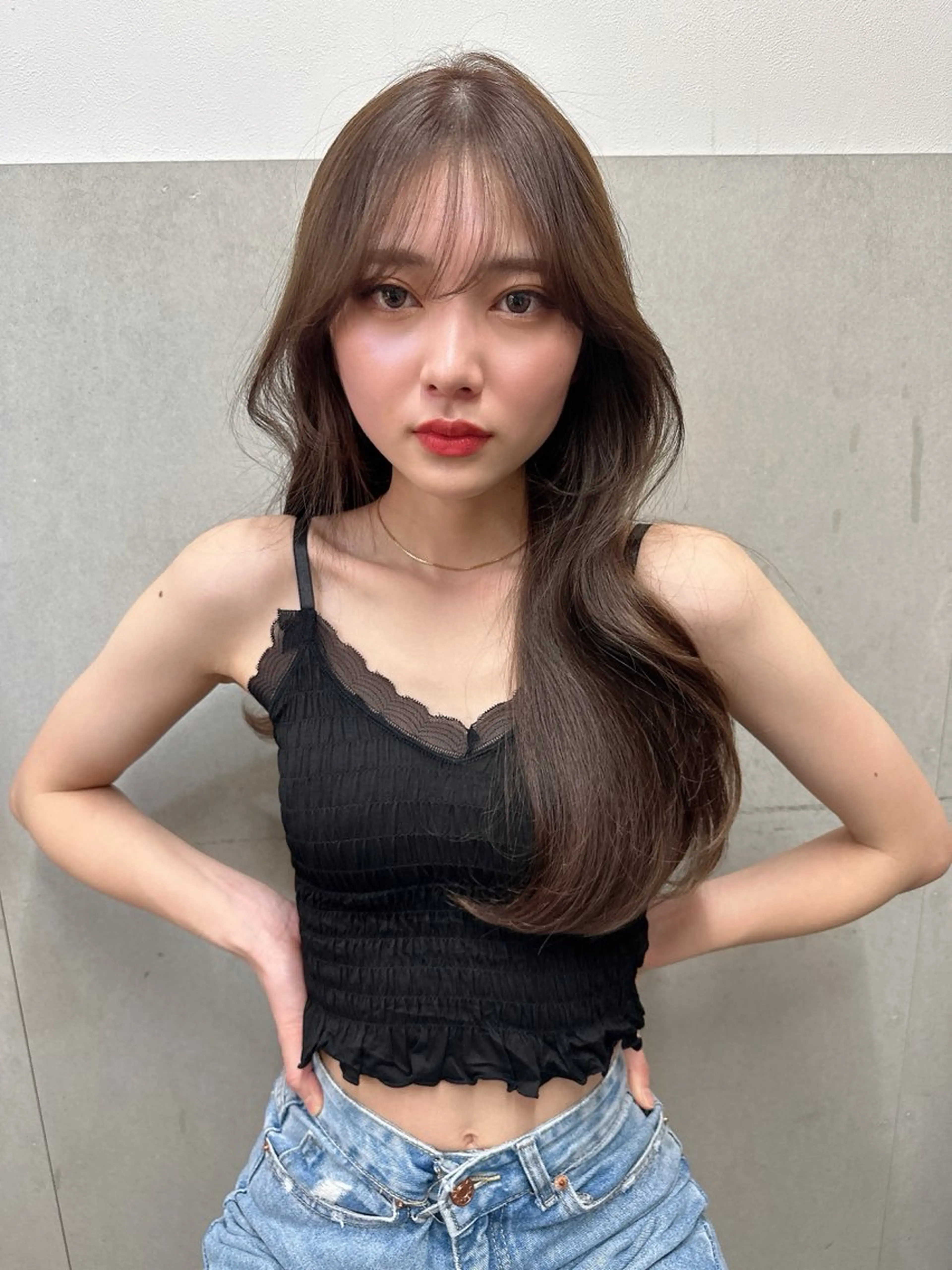 ロング くびれヘア 韓国風ヘア 🌷透明感カラー🌷 内田零菜のヘアスタイル