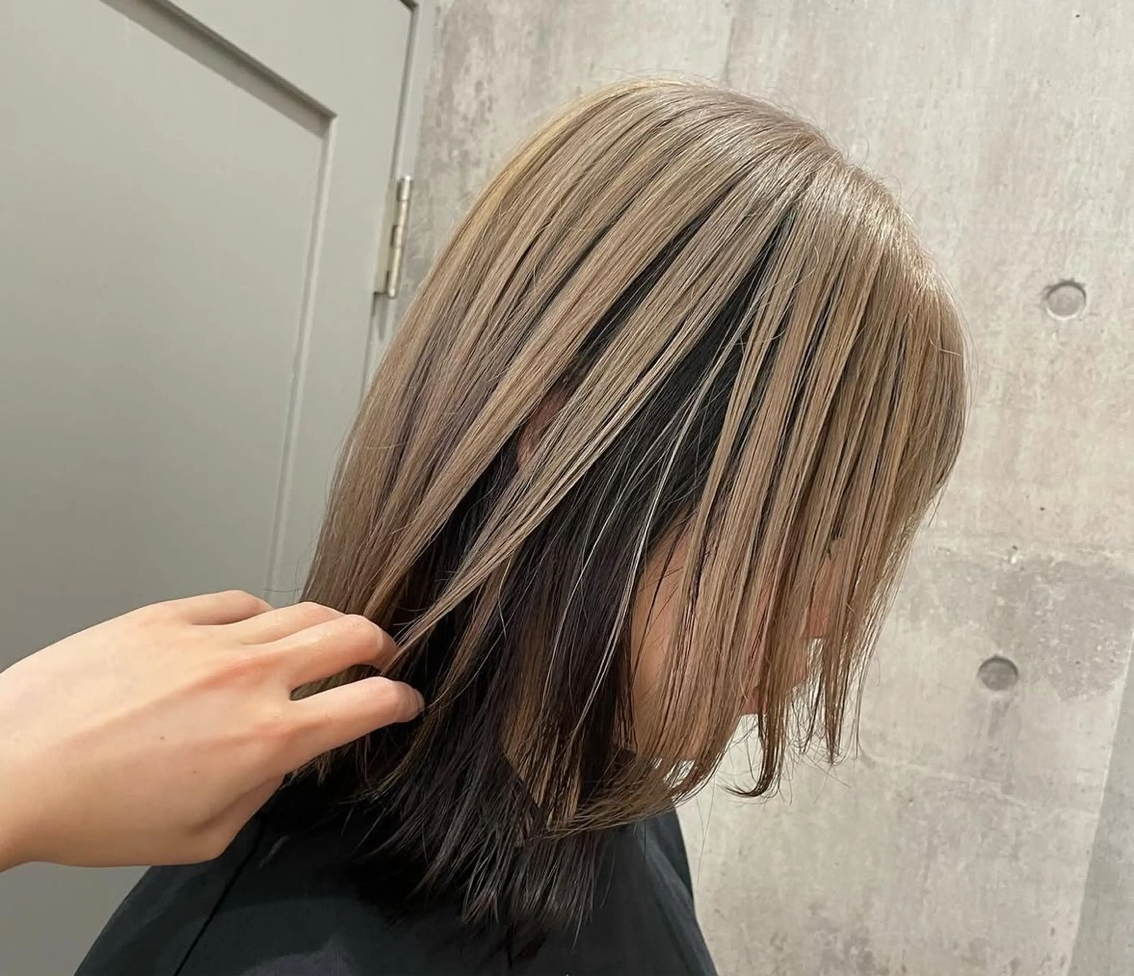 インナーカラー(ブリーチ＋カラー)＋TOKIOプレミアムトリートメントの写真