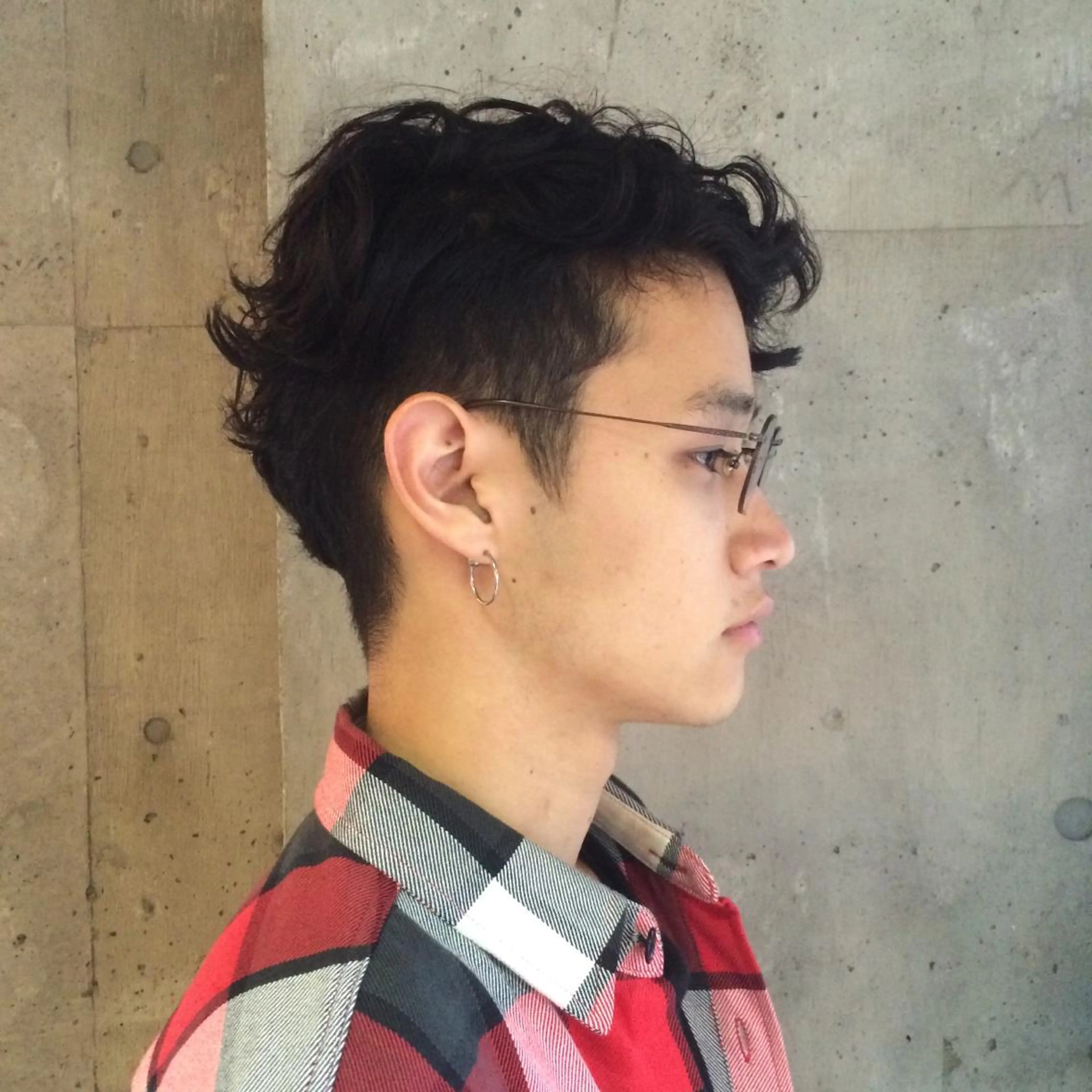 ショート カラー パーマ ヘアアレンジ メンズ キッズ ネイル マツエク・マツパ メンズパーマ 刈り上げ メンズネイル サロンドミルク 原宿のヘアスタイル