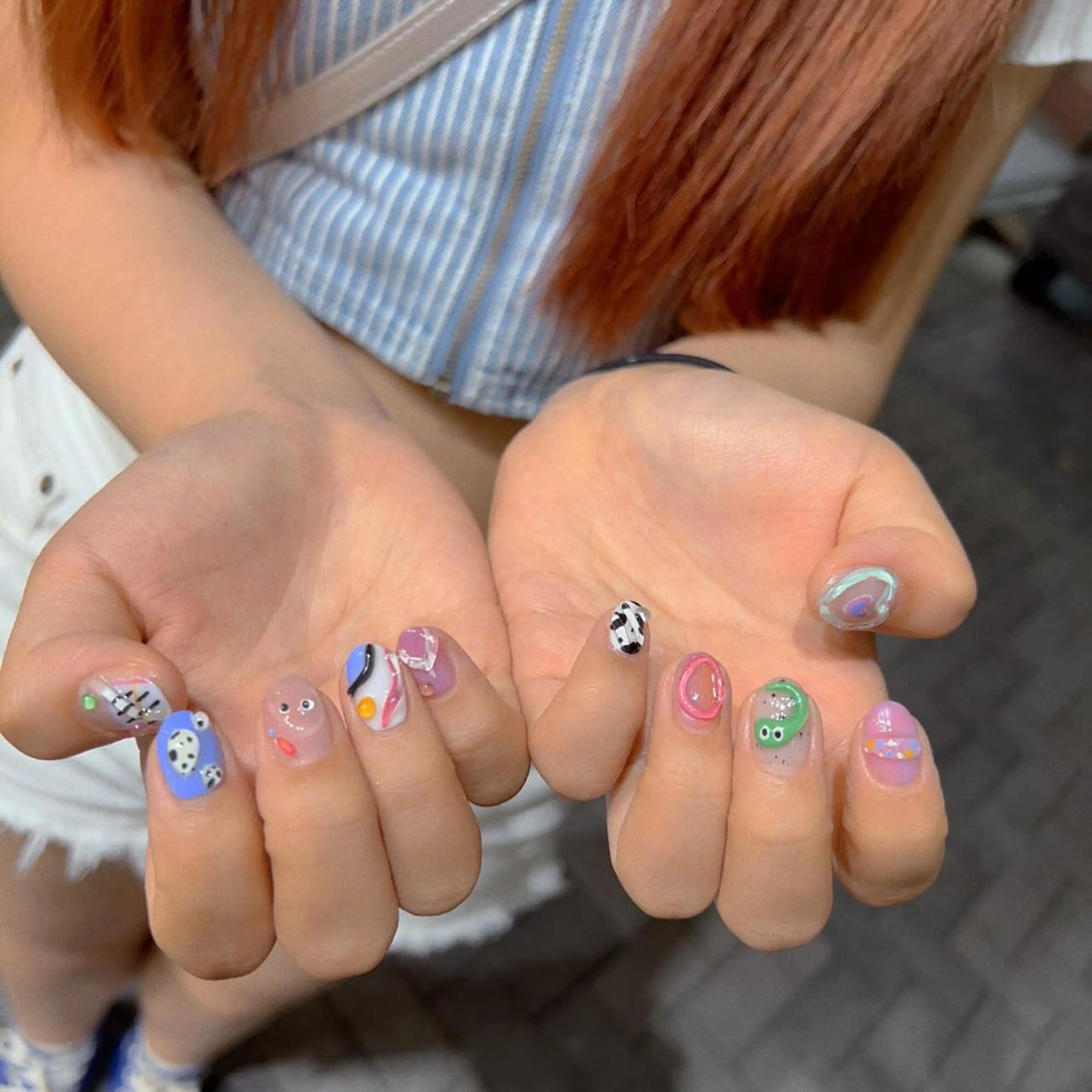 ネイル ハンドネイル VIVIAN リサのネイルデザイン