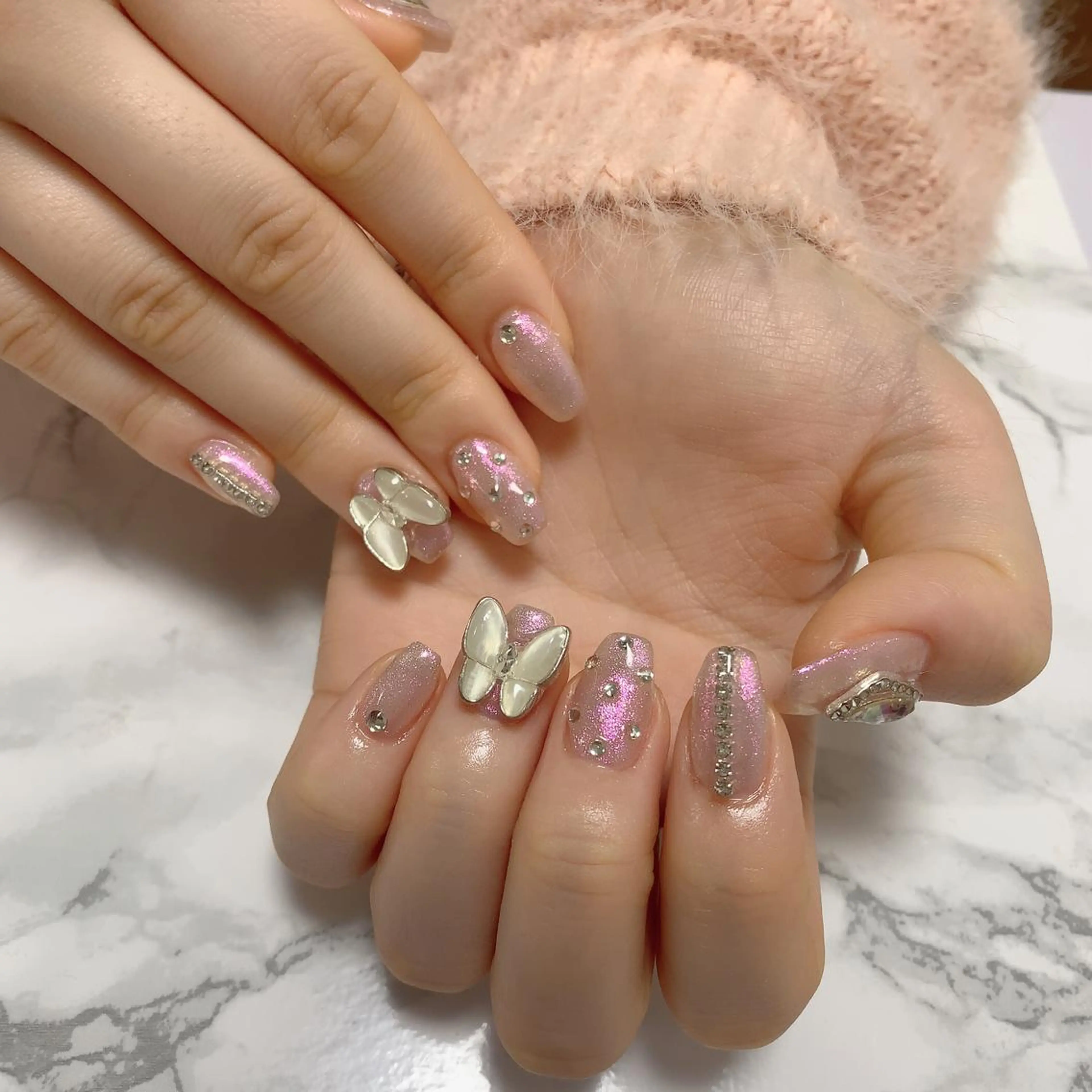 ネイル はな💎ネイル ワンホン、長さ出しのネイルデザイン