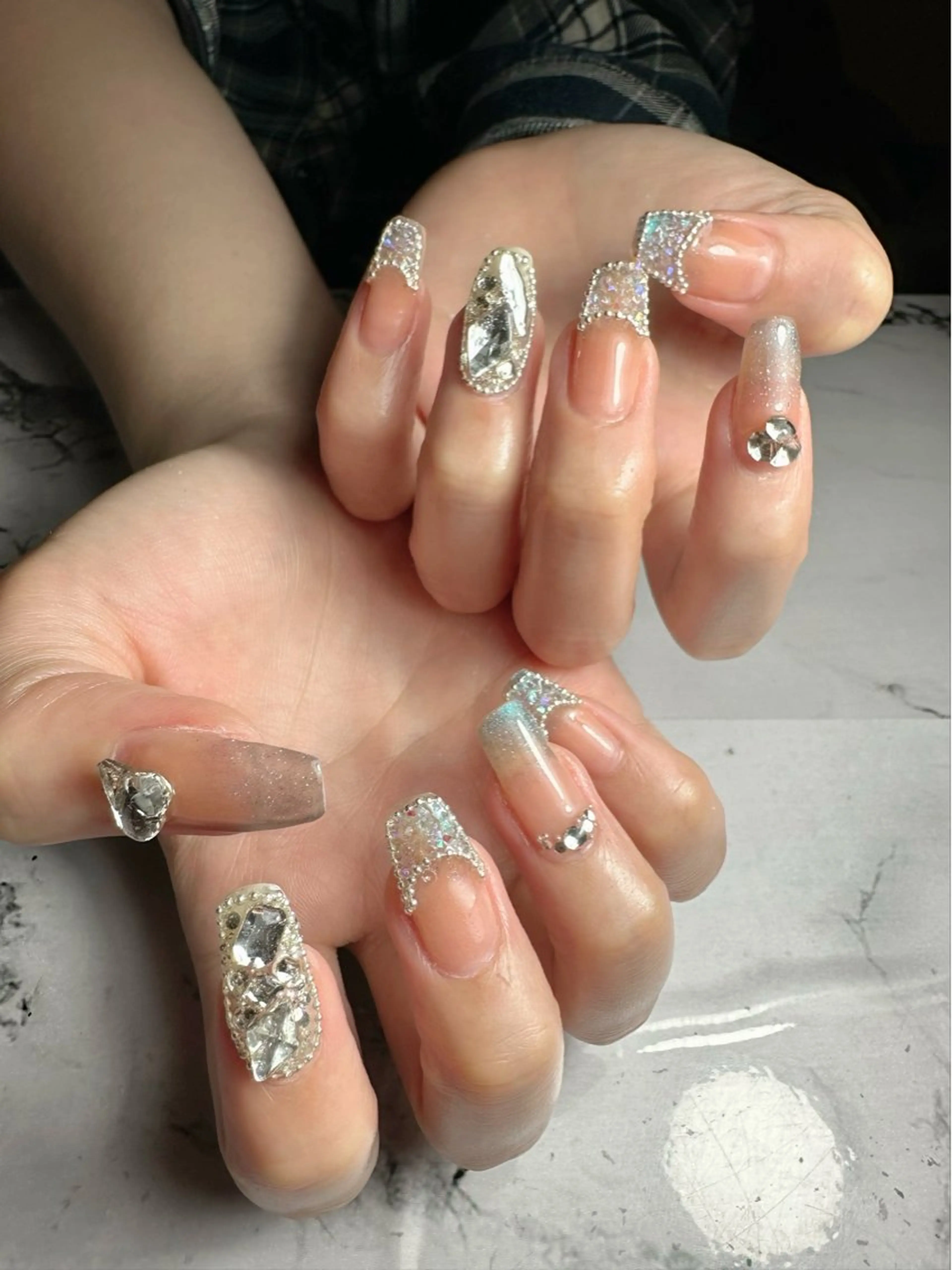 ネイル 新山 聖のネイルデザイン