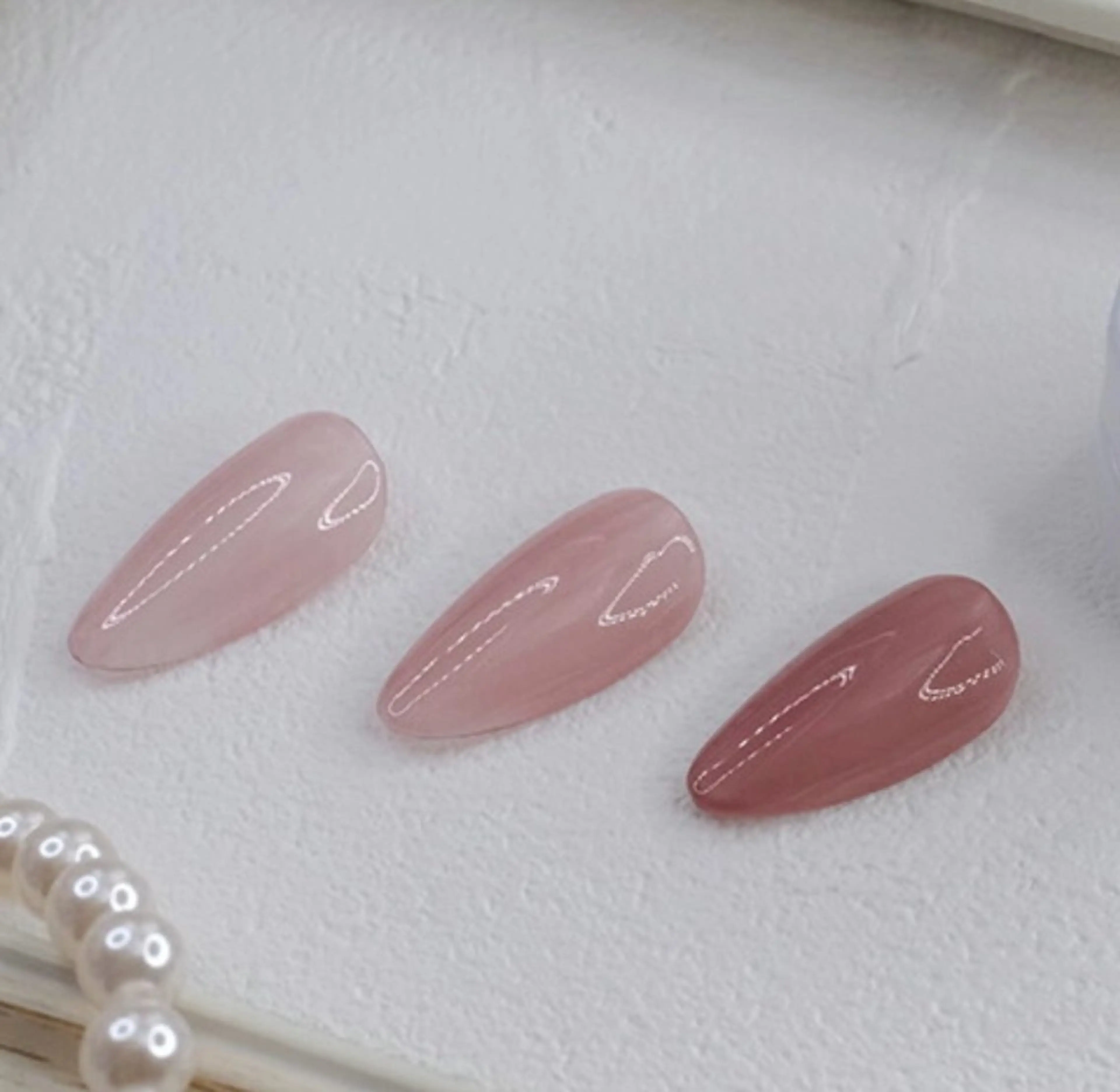 ネイル ハンドネイル ハンドケア 千葉 美咲のネイルデザイン