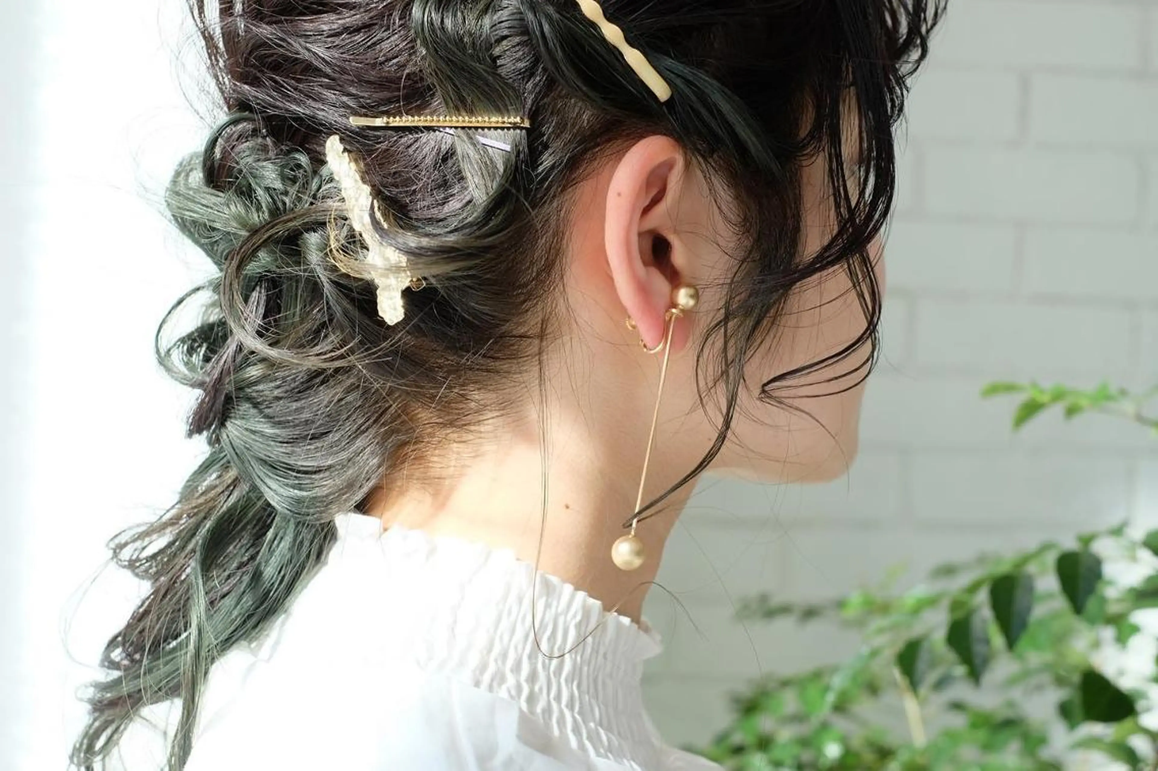 セミロング 卒業式のヘアスタイル Lall  You 大阪所属・🥛洒落髪小顔cut なら龍崎🥛のヘアスタイル