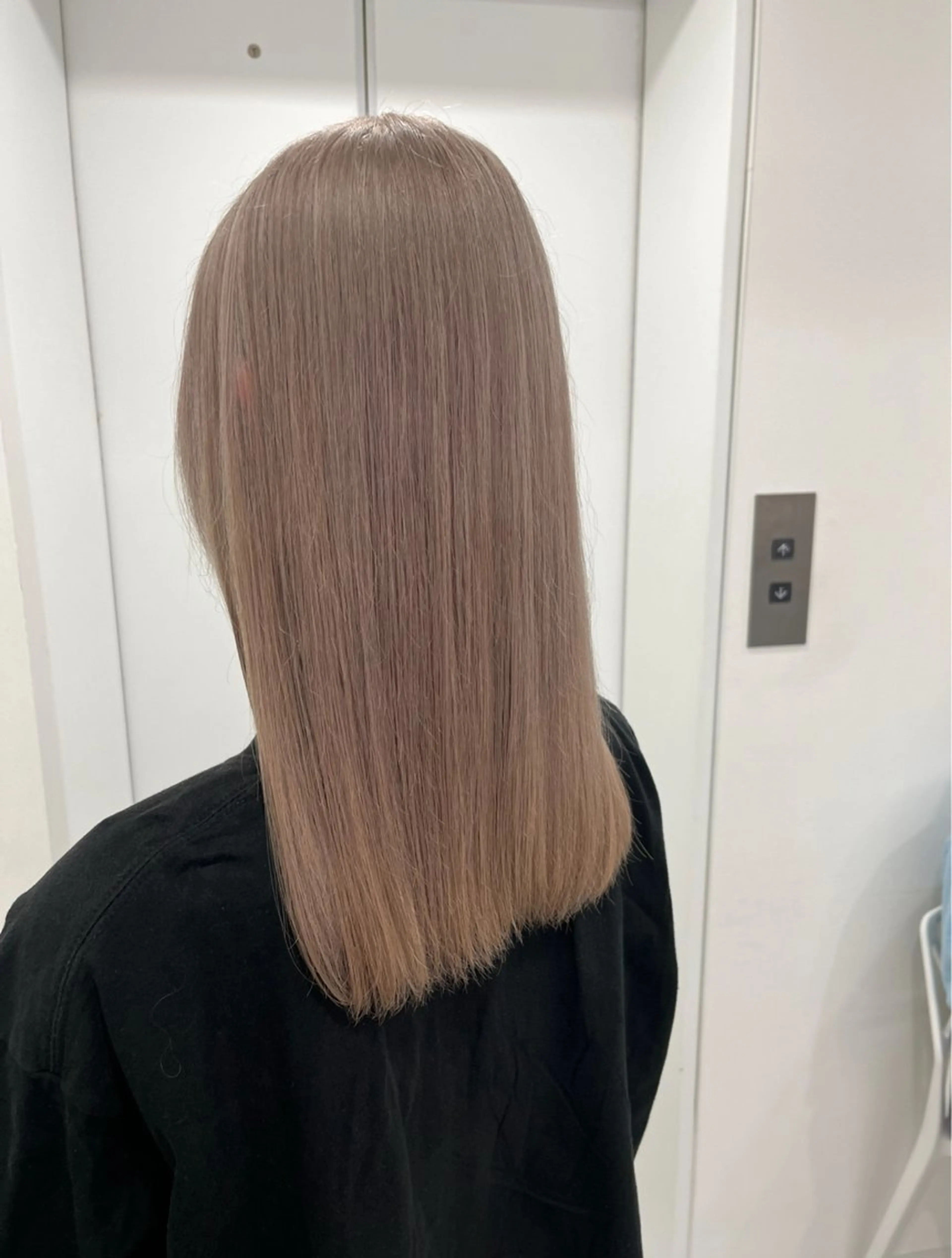 セミロング カラー 韓国風透明感カラー‎ /yurinのヘアスタイル