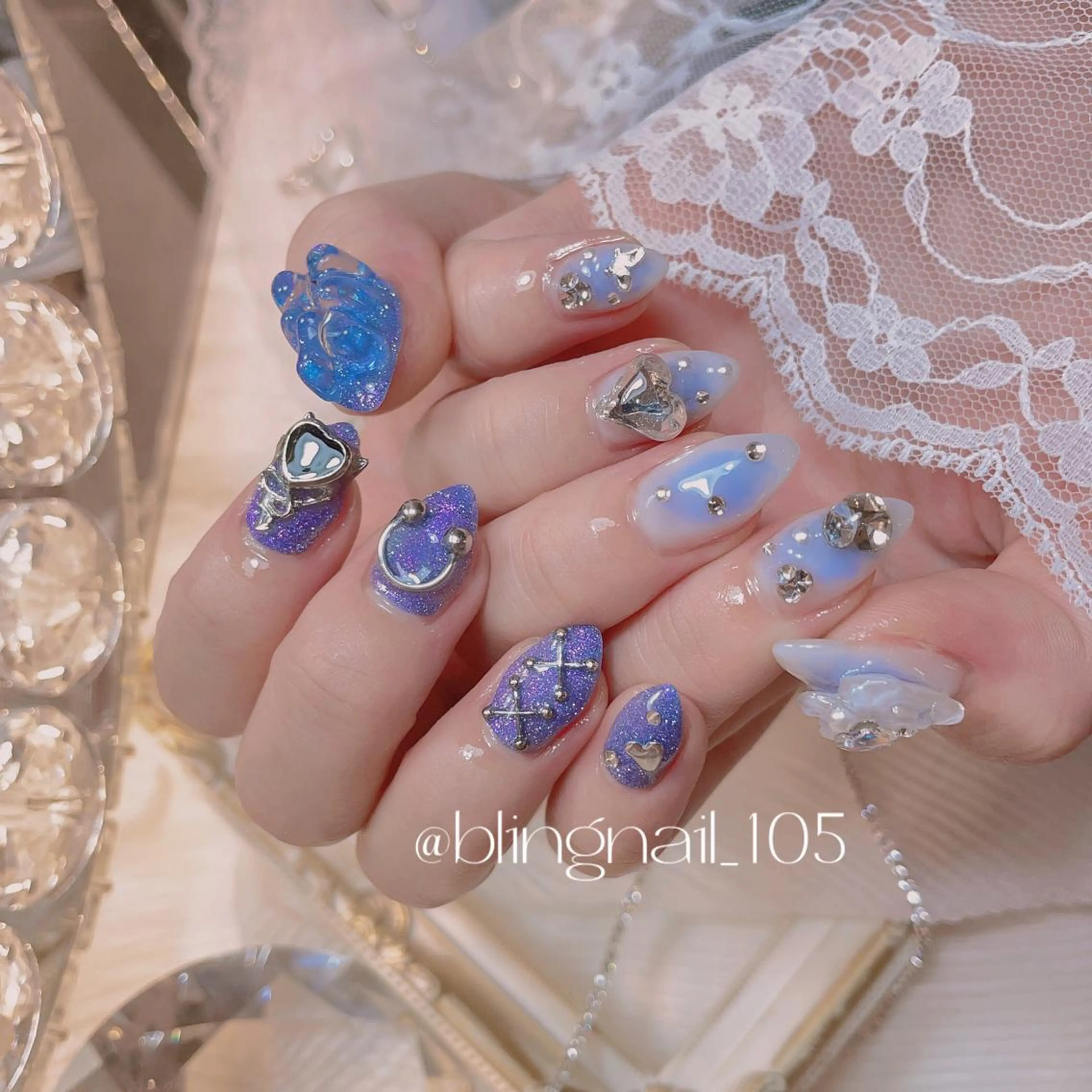 ネイル 23時まで❤︎韓国、 ワンホンネイルのネイルデザイン