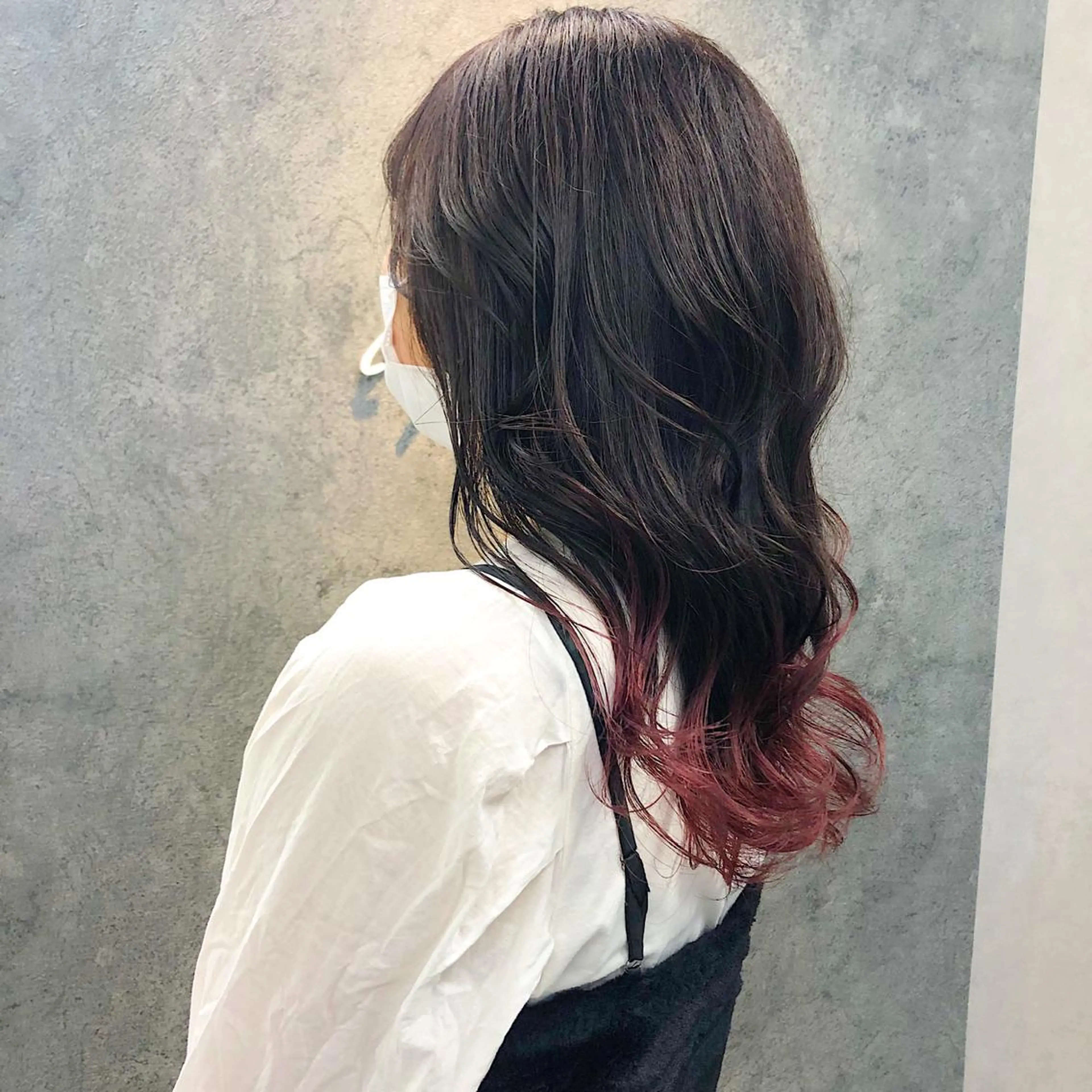 セミロング 所渉/韓国レイヤー /ウルフカットのヘアスタイル