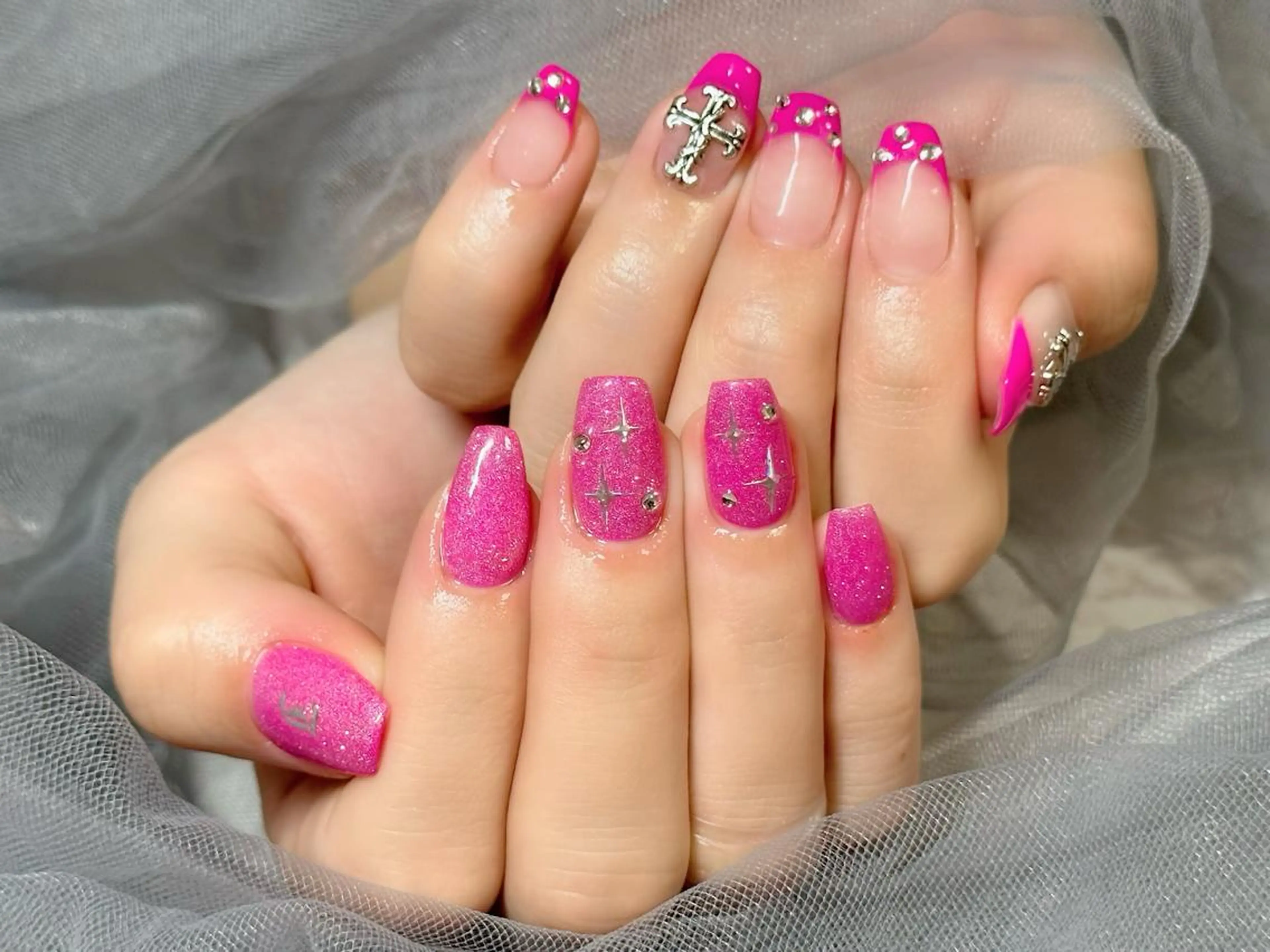 ネイル フレンチネイル ラメ(グリッター) ピンク ハンドネイル KURELLY所属・Nail Salon KURELLYのネイルデザイン