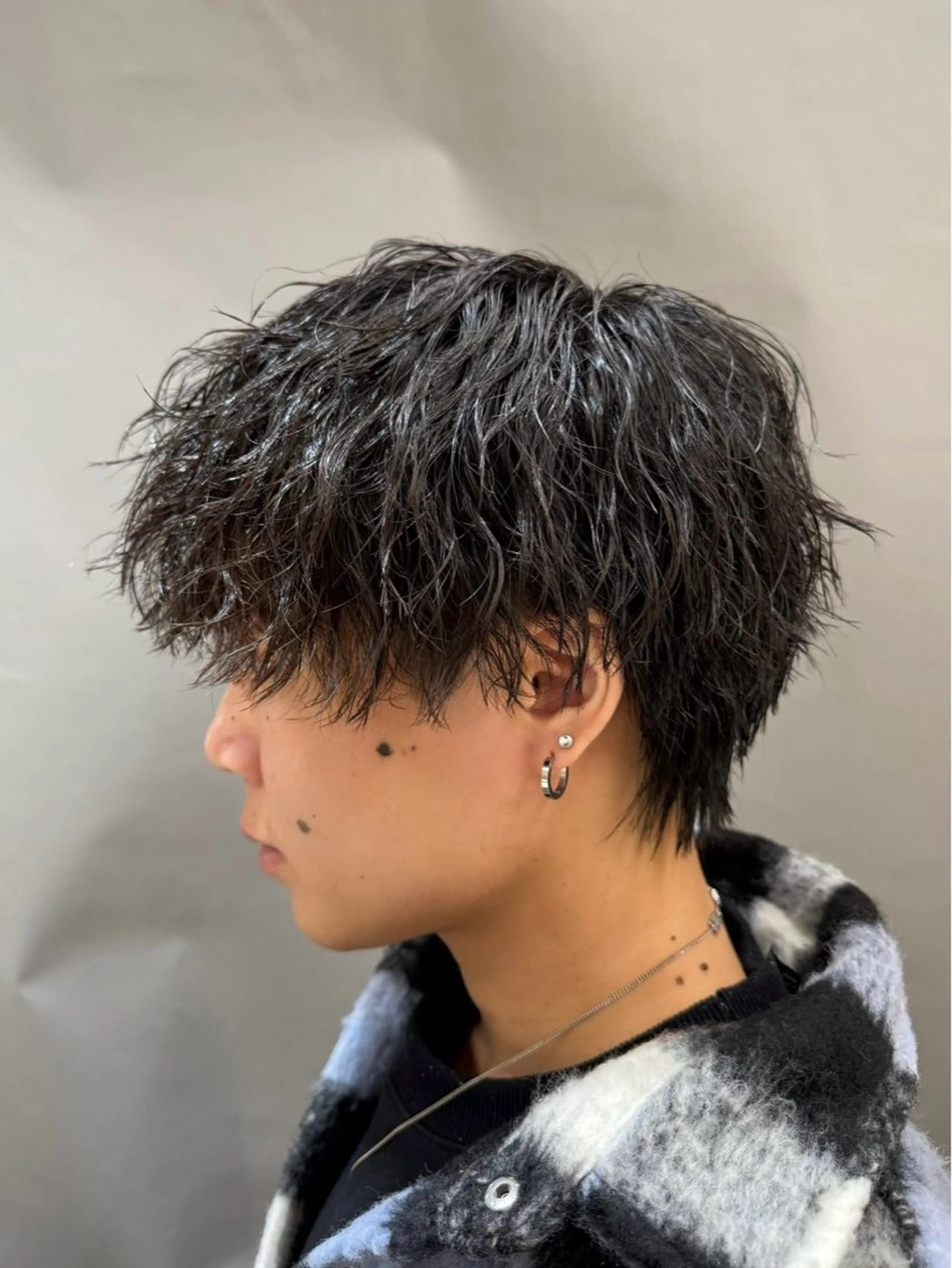 メンズ パーマ スパイキーショート/ センターパート/奈菜のヘアスタイル