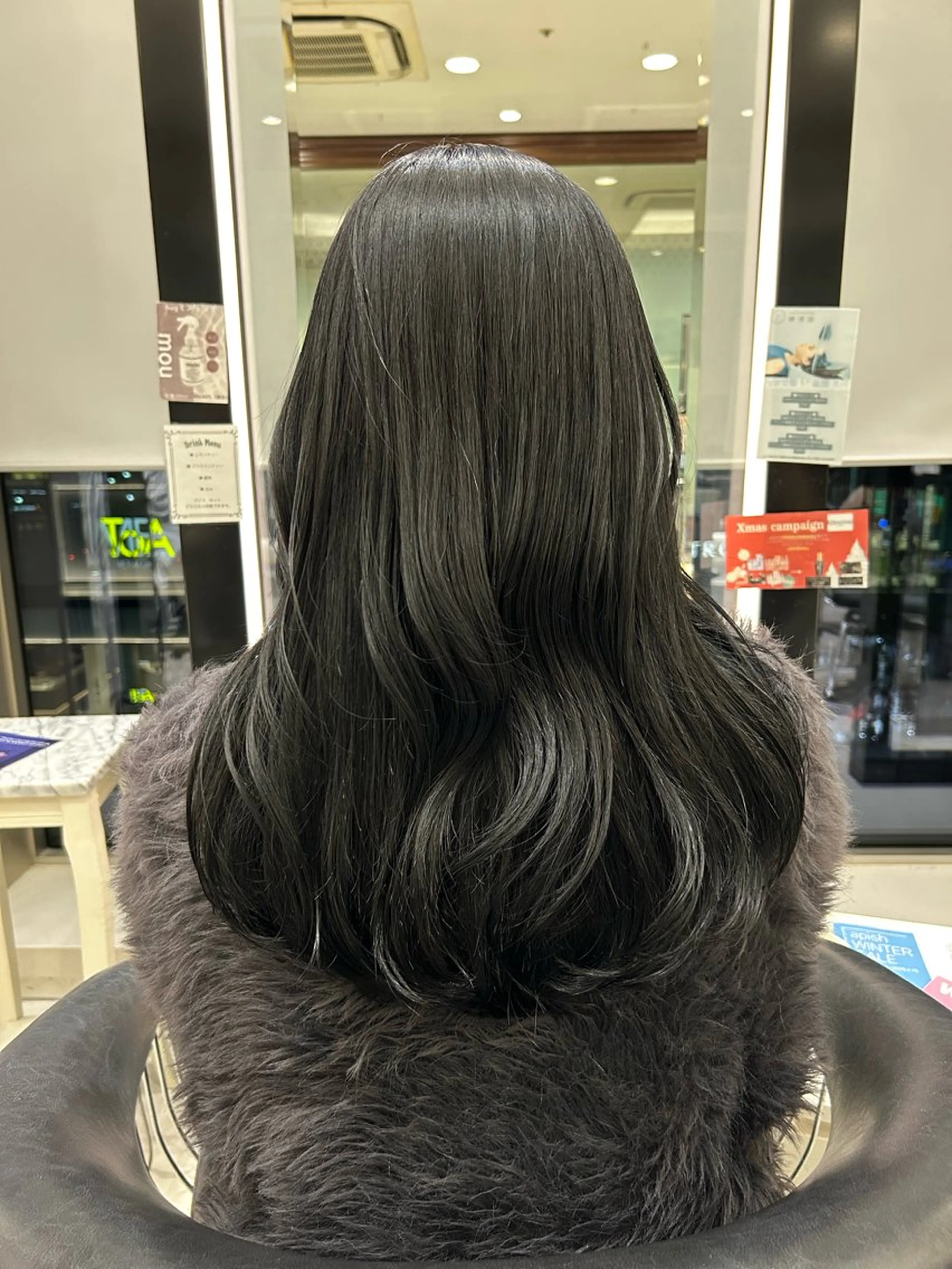 ミディアム カラー カット ヘアカラー コテ巻き風パーマ✨ 韓国ヘア🤎近下菜央のヘアスタイル