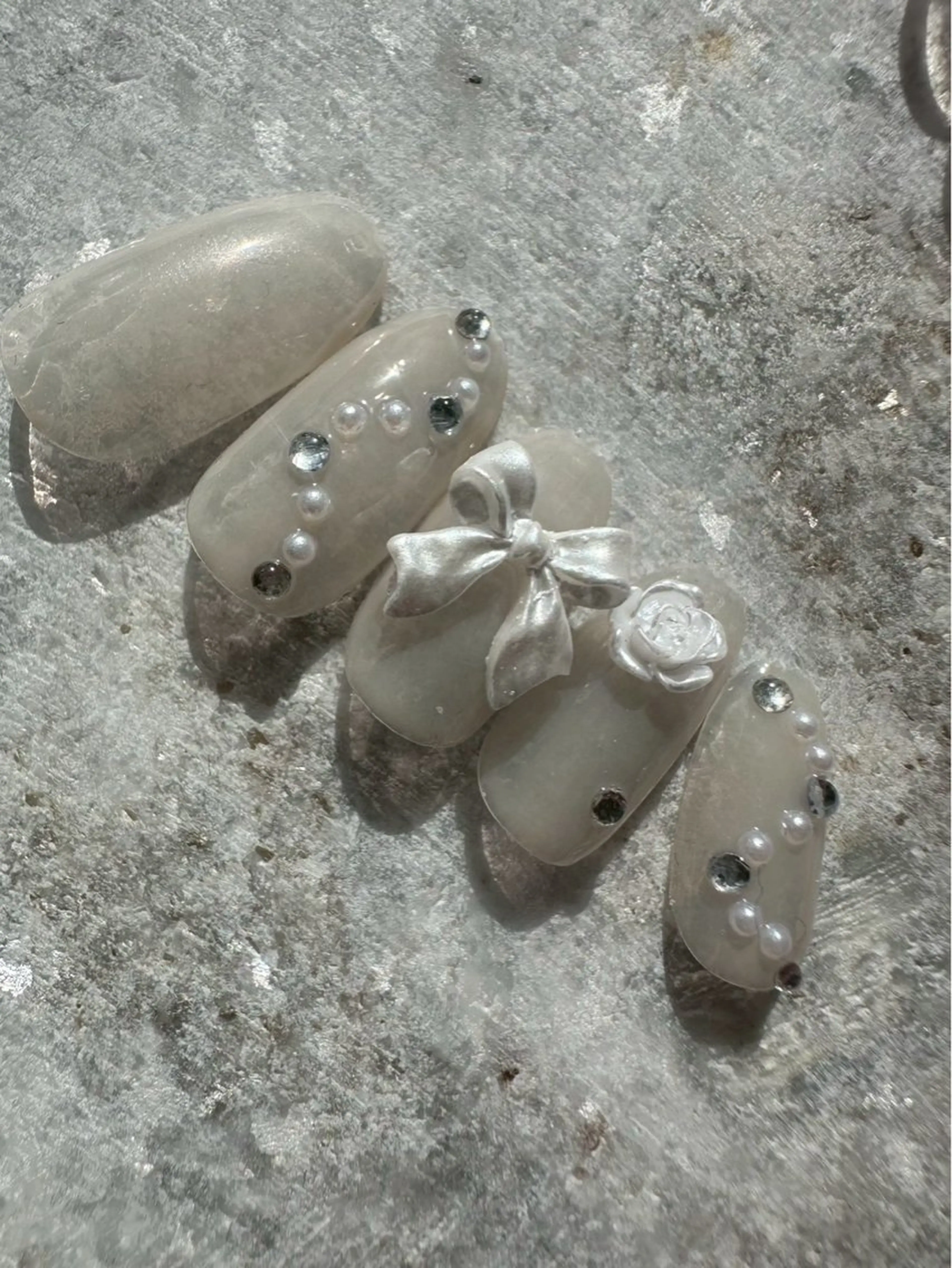 ネイル 黒須莉奈 IRYのネイルデザイン